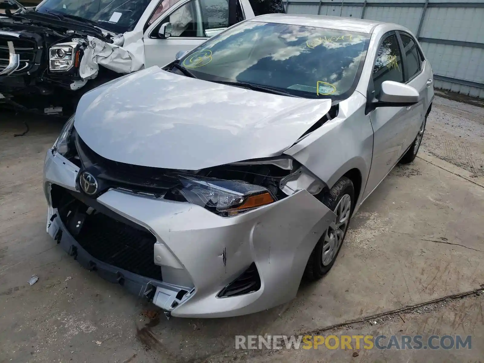 2 Photograph of a damaged car 2T1BURHE1KC170944 TOYOTA COROLLA 2019