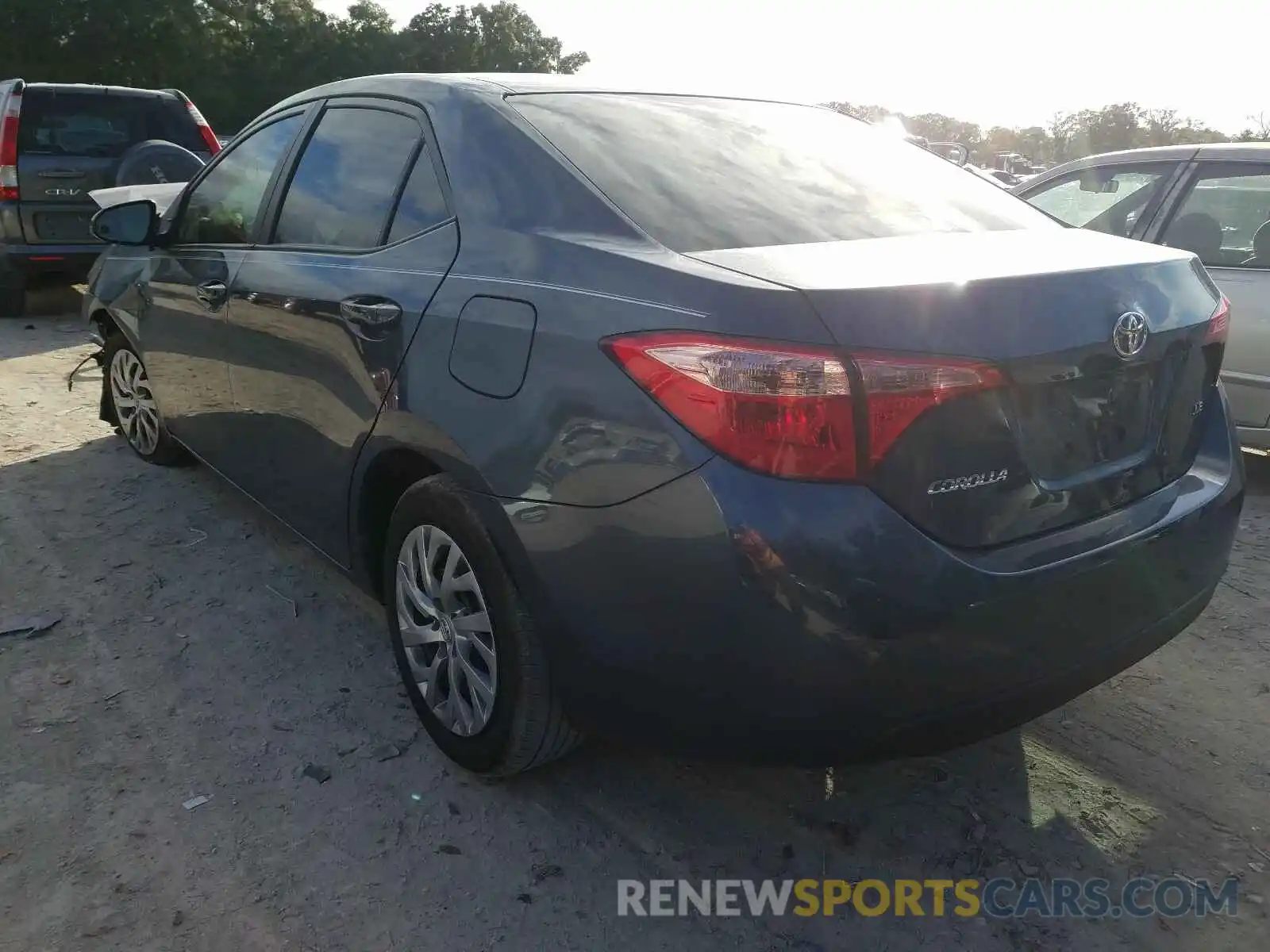 3 Photograph of a damaged car 2T1BURHE1KC172144 TOYOTA COROLLA 2019