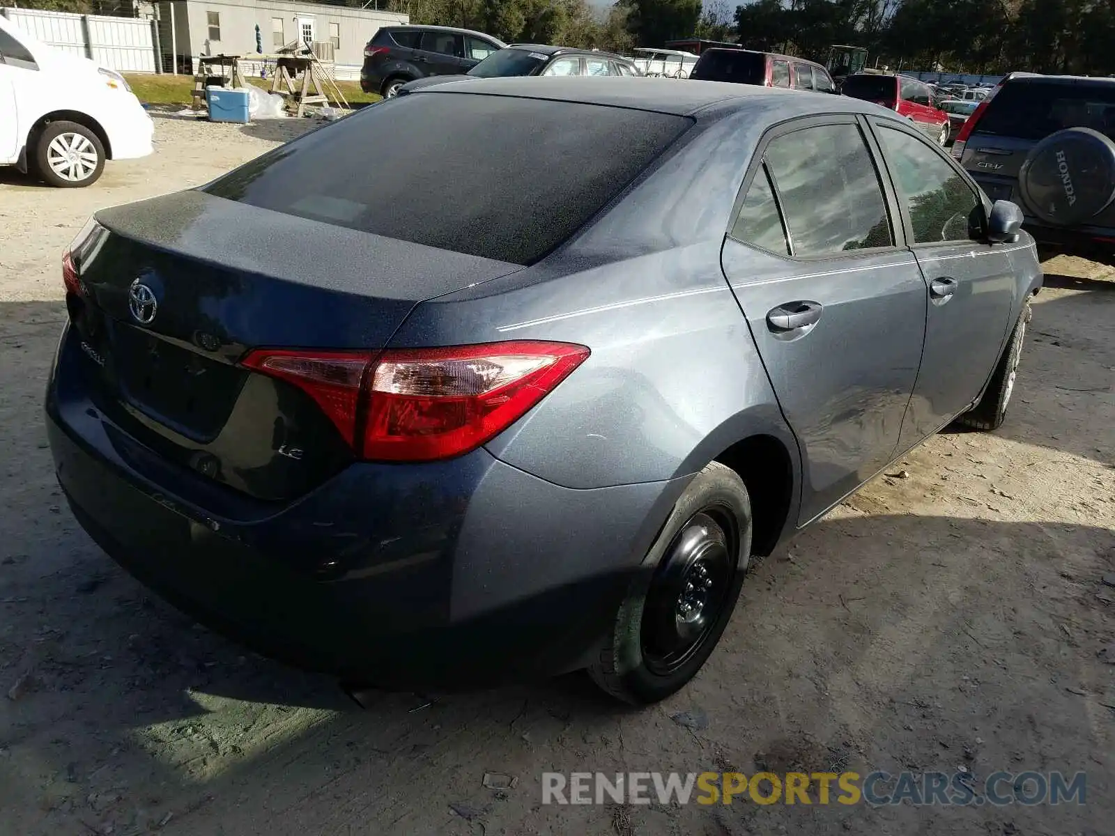 4 Photograph of a damaged car 2T1BURHE1KC172144 TOYOTA COROLLA 2019