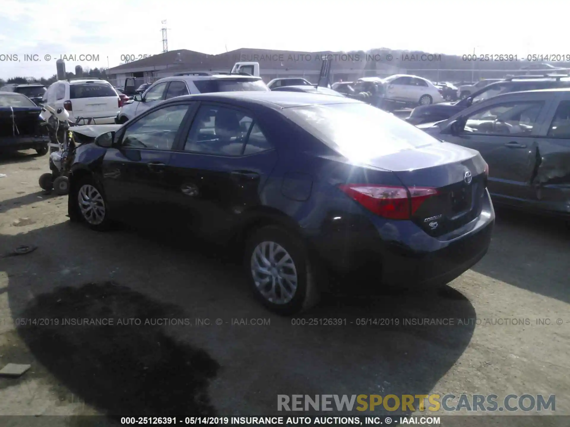 3 Photograph of a damaged car 2T1BURHE1KC173018 TOYOTA COROLLA 2019