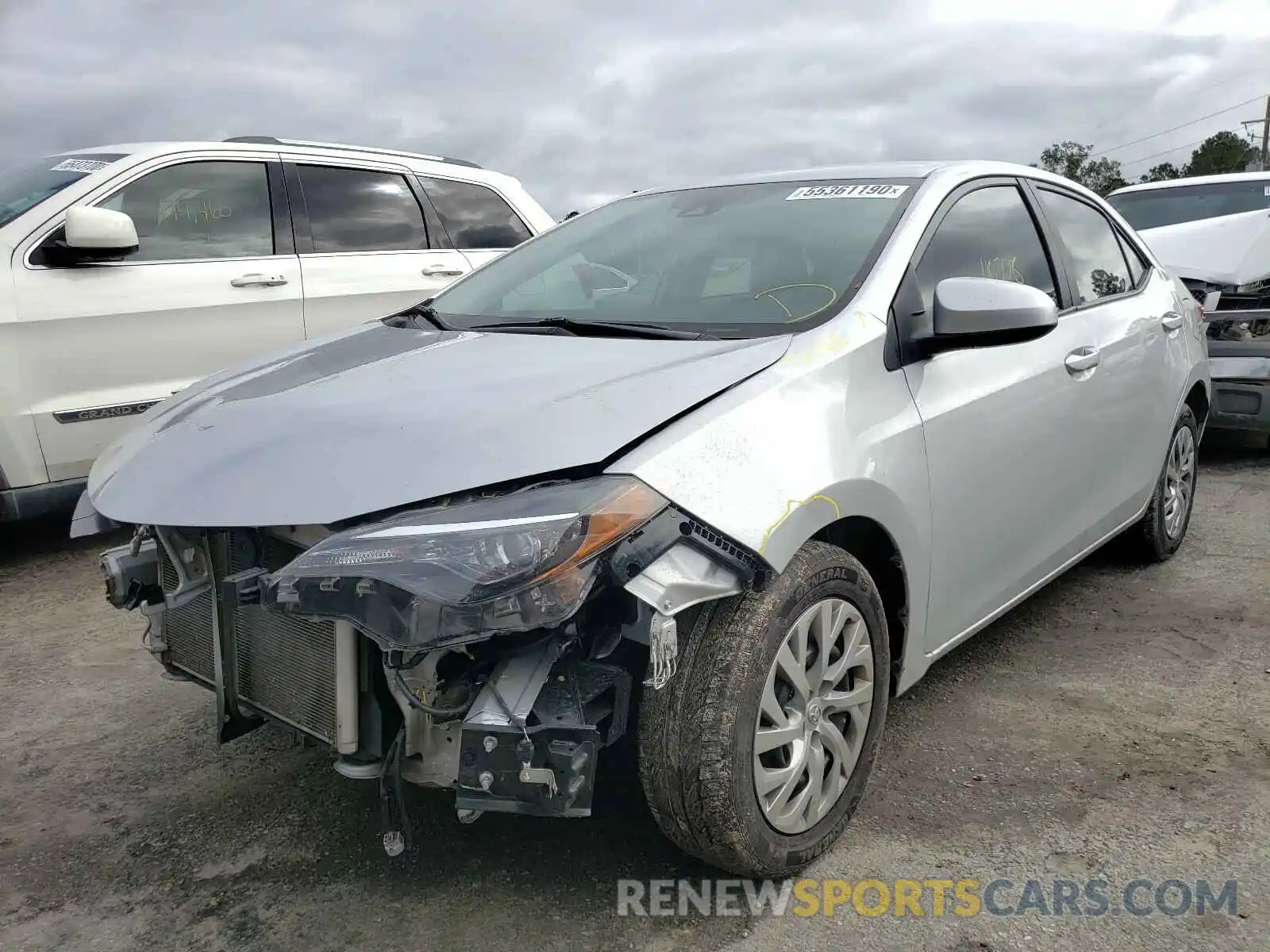 2 Photograph of a damaged car 2T1BURHE1KC176243 TOYOTA COROLLA 2019