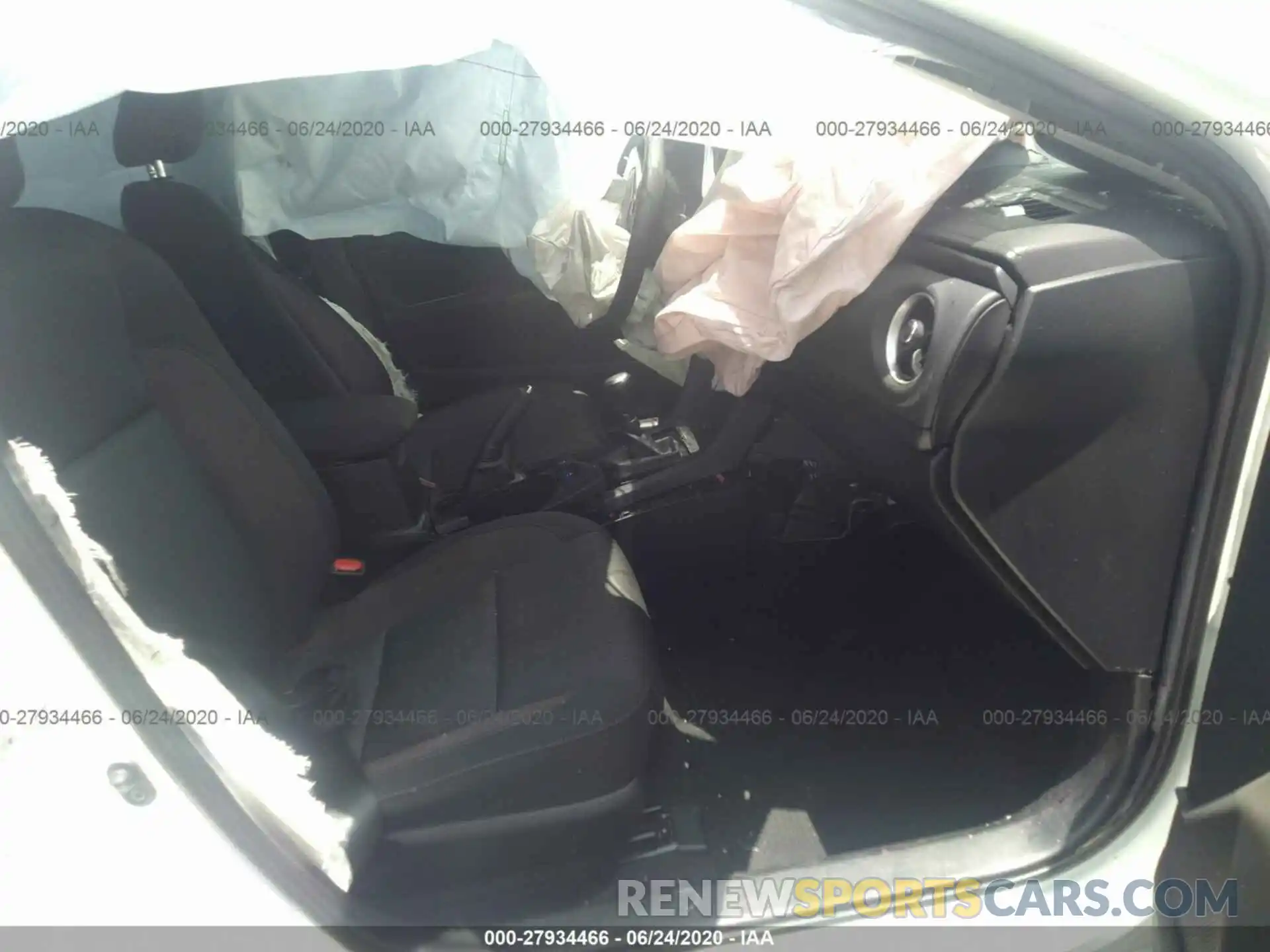 5 Photograph of a damaged car 2T1BURHE1KC176274 TOYOTA COROLLA 2019