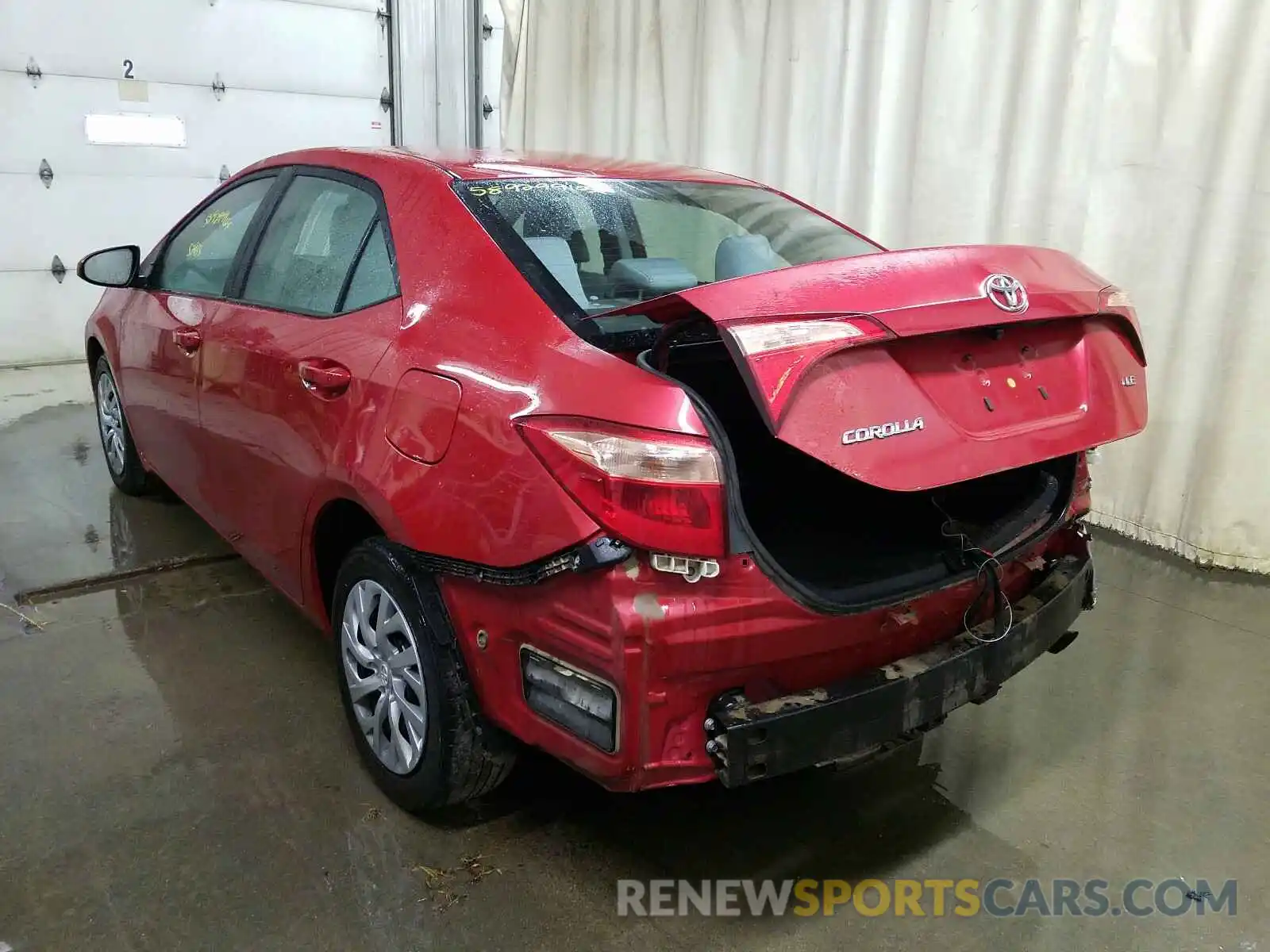 3 Photograph of a damaged car 2T1BURHE1KC178137 TOYOTA COROLLA 2019