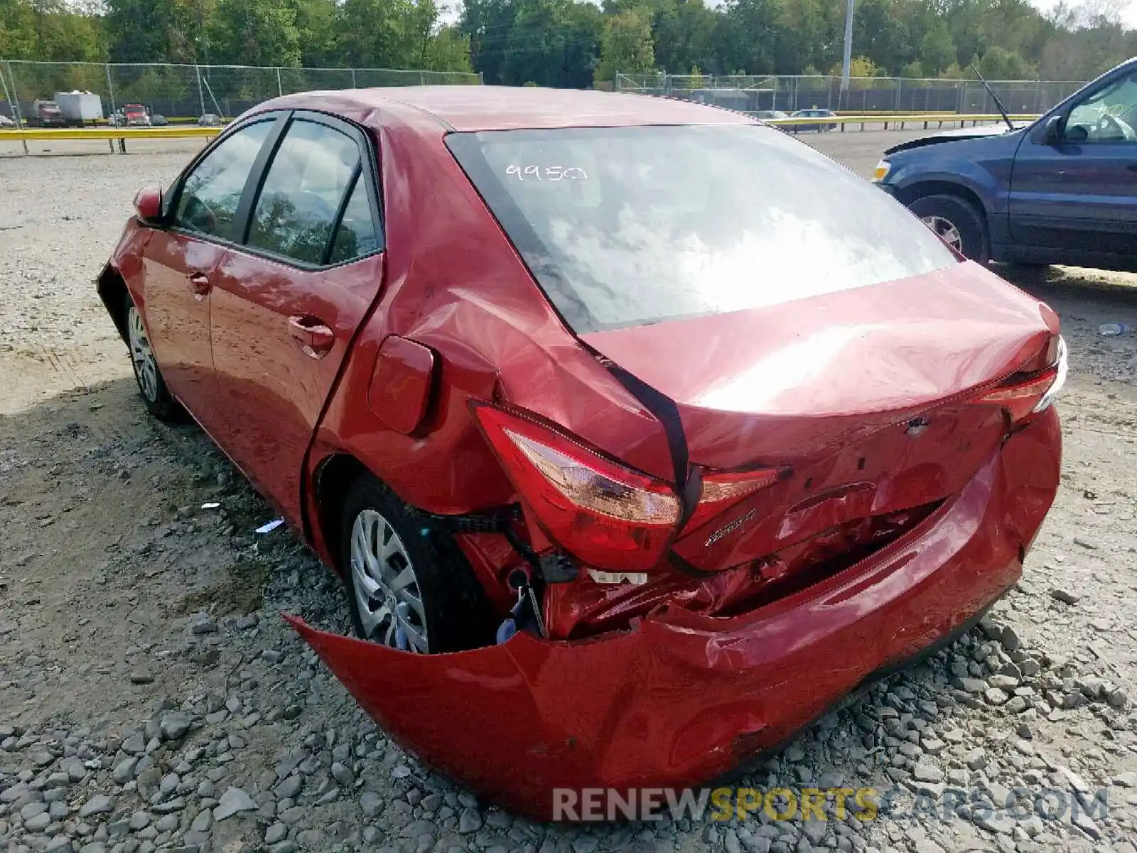 3 Photograph of a damaged car 2T1BURHE1KC178302 TOYOTA COROLLA 2019