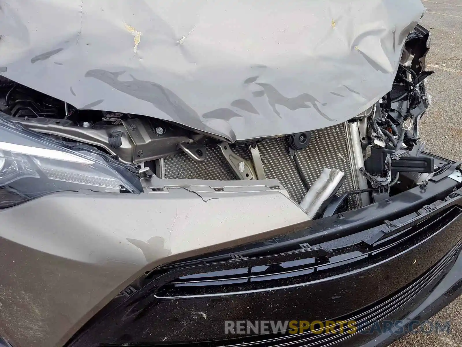 9 Photograph of a damaged car 2T1BURHE1KC178719 TOYOTA COROLLA 2019