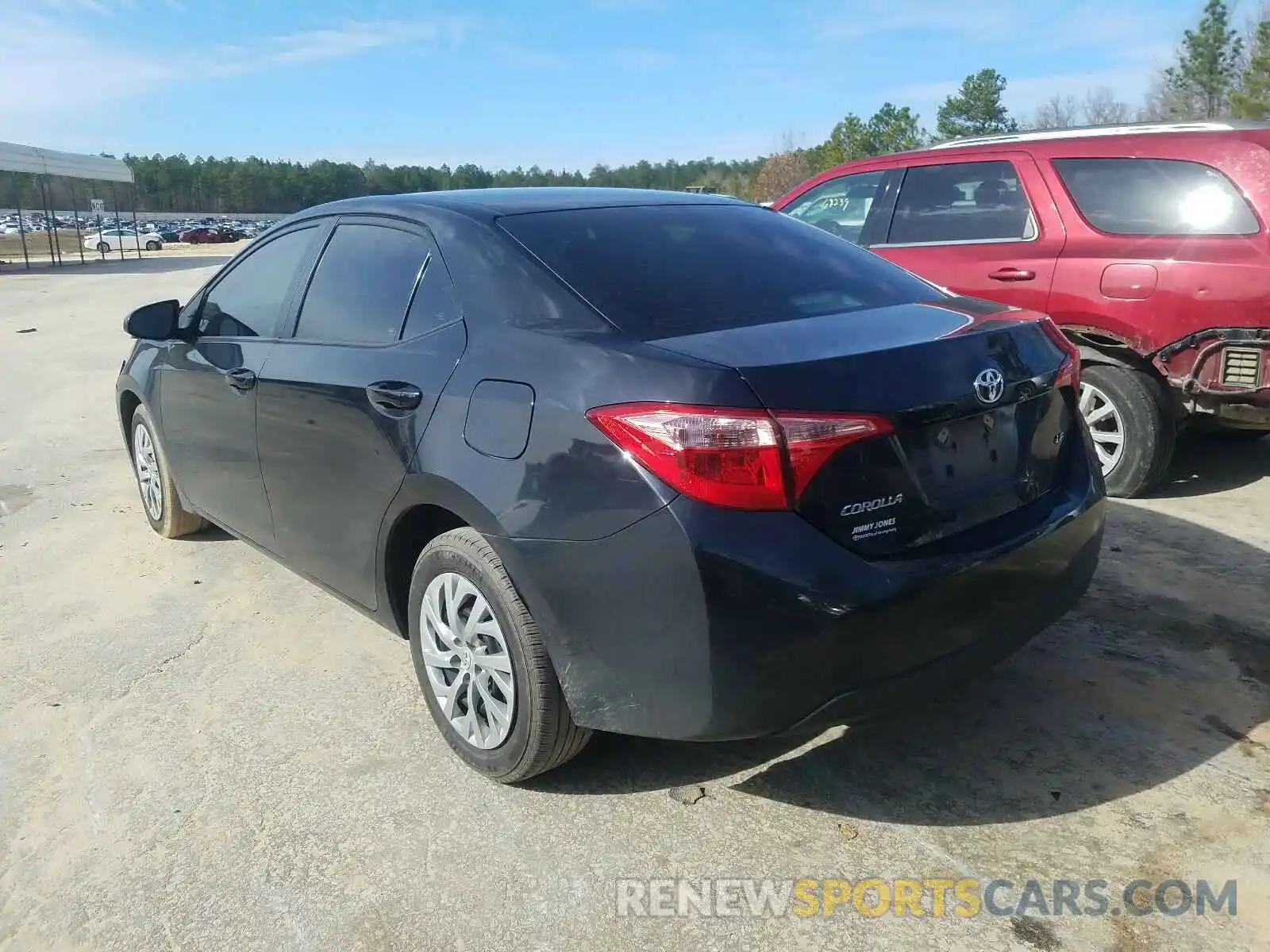 3 Photograph of a damaged car 2T1BURHE1KC179403 TOYOTA COROLLA 2019