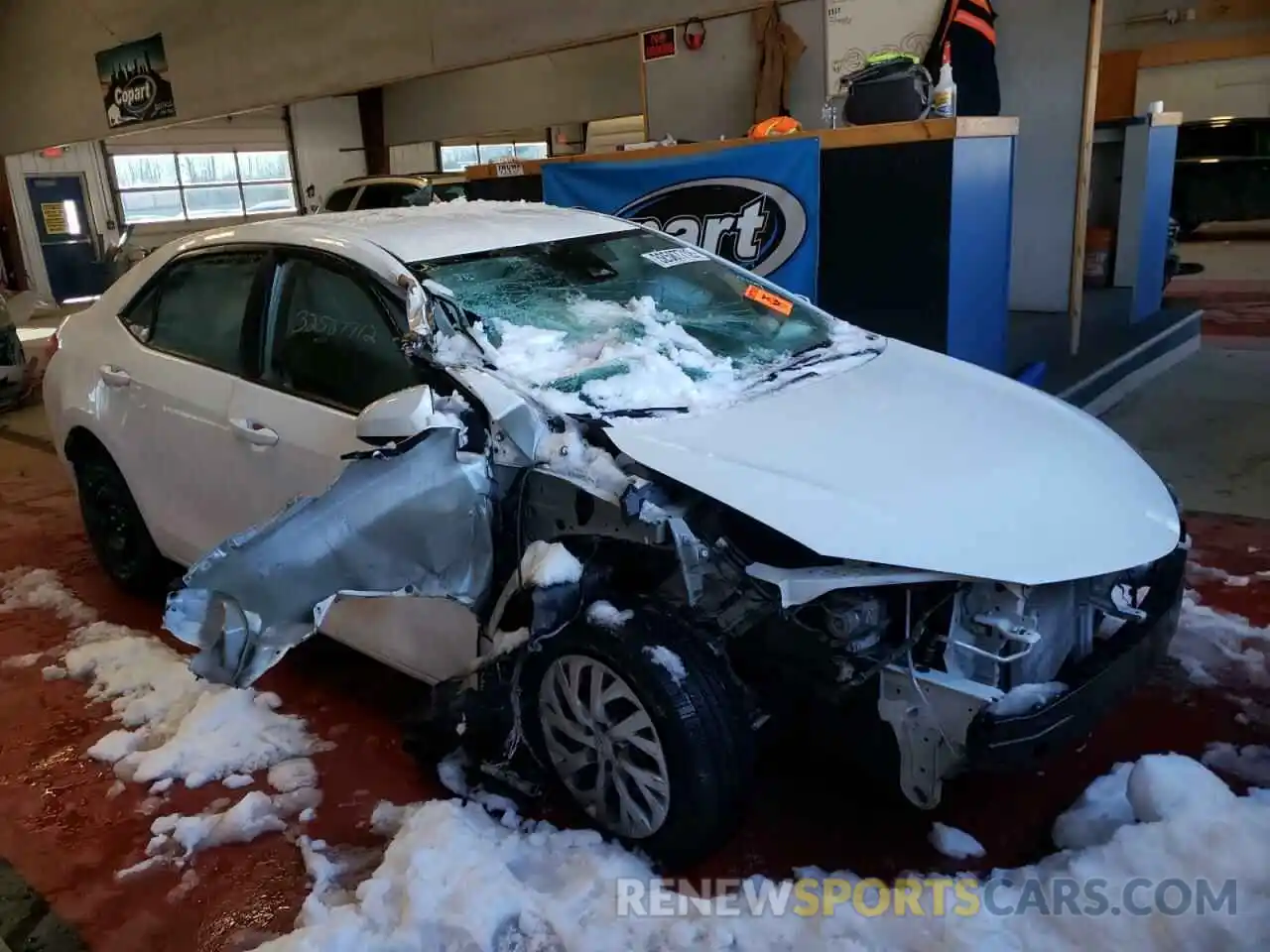 9 Photograph of a damaged car 2T1BURHE1KC179532 TOYOTA COROLLA 2019