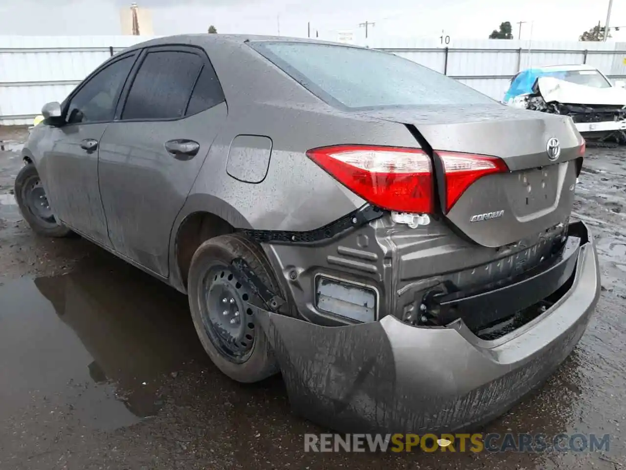 3 Photograph of a damaged car 2T1BURHE1KC179563 TOYOTA COROLLA 2019