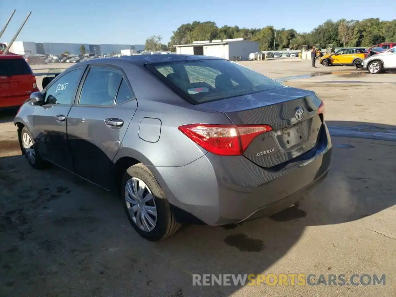 3 Photograph of a damaged car 2T1BURHE1KC180728 TOYOTA COROLLA 2019