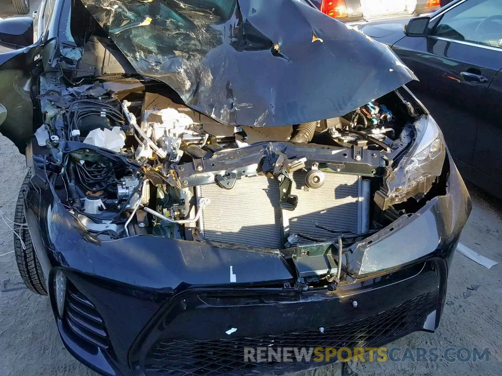 9 Photograph of a damaged car 2T1BURHE1KC181118 TOYOTA COROLLA 2019