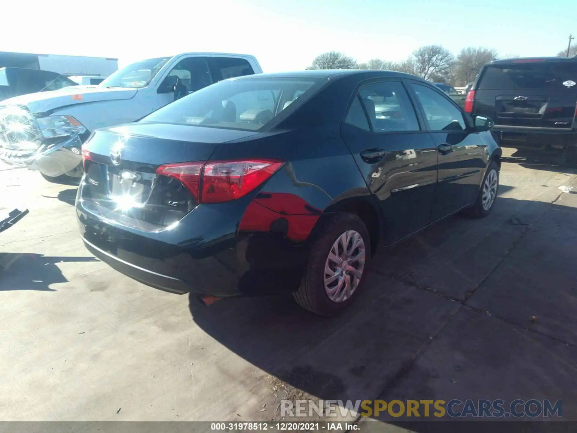 4 Photograph of a damaged car 2T1BURHE1KC181748 TOYOTA COROLLA 2019