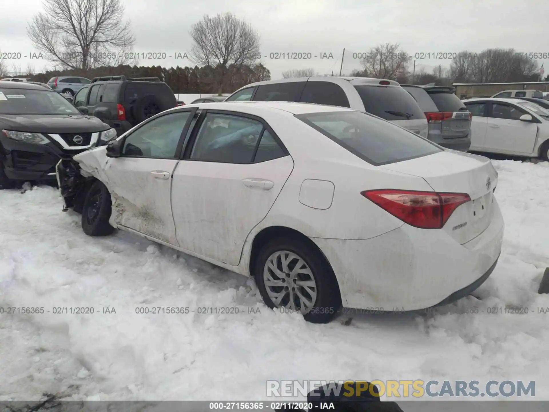 3 Photograph of a damaged car 2T1BURHE1KC181801 TOYOTA COROLLA 2019