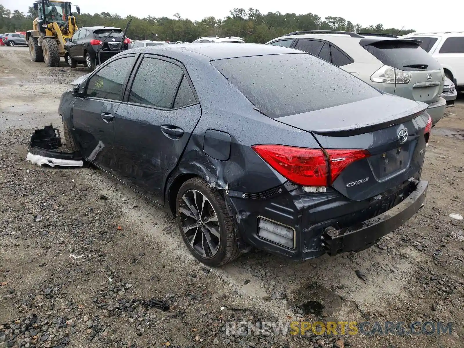 3 Photograph of a damaged car 2T1BURHE1KC182043 TOYOTA COROLLA 2019