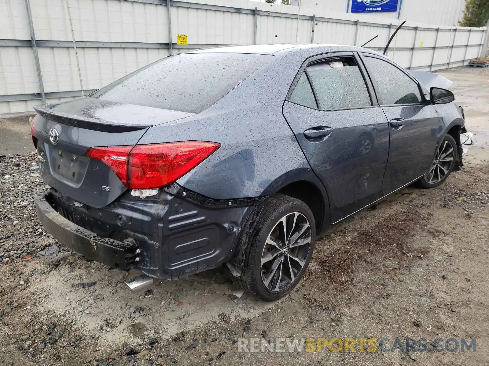 4 Photograph of a damaged car 2T1BURHE1KC182043 TOYOTA COROLLA 2019