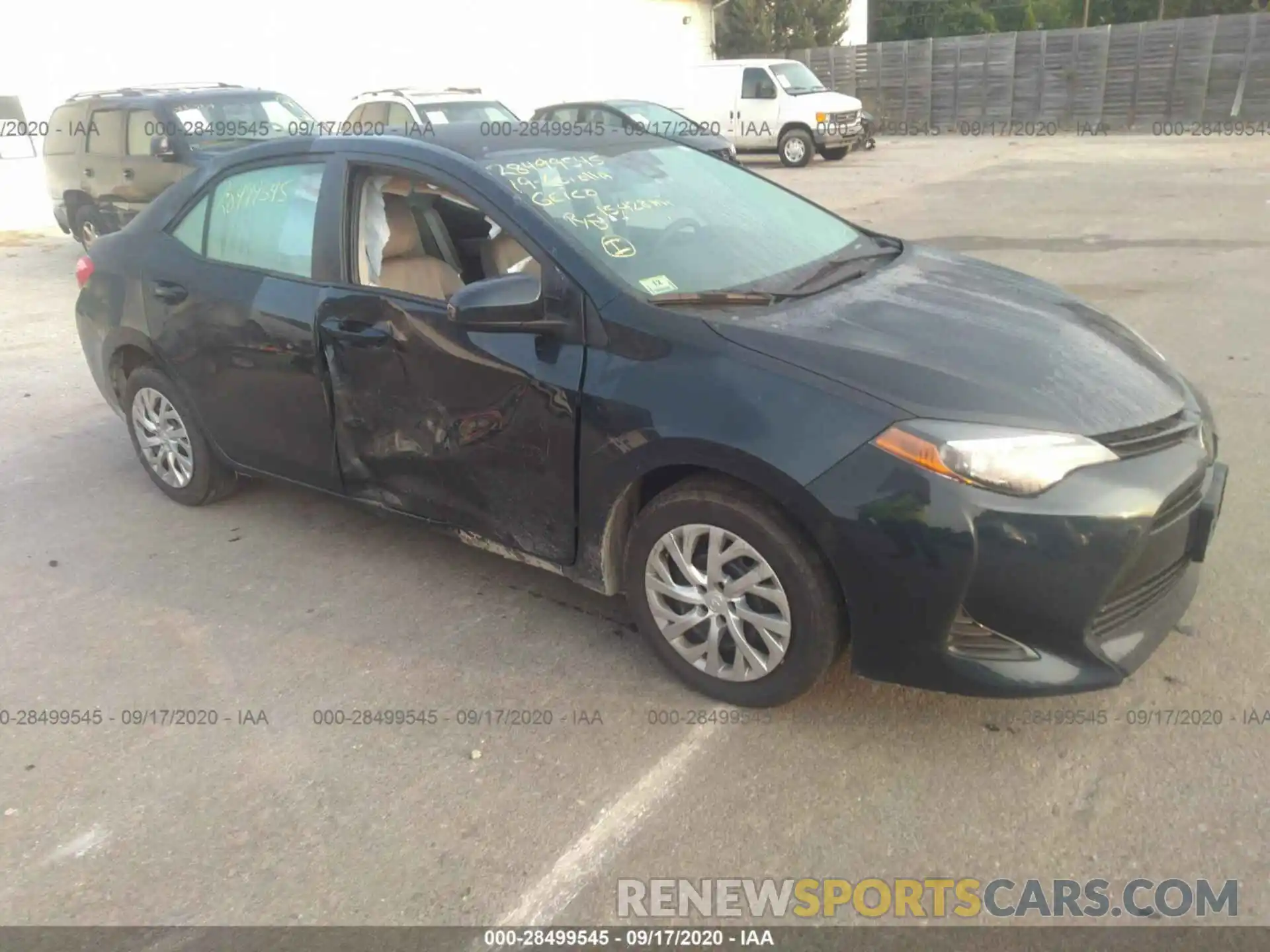 1 Photograph of a damaged car 2T1BURHE1KC184083 TOYOTA COROLLA 2019