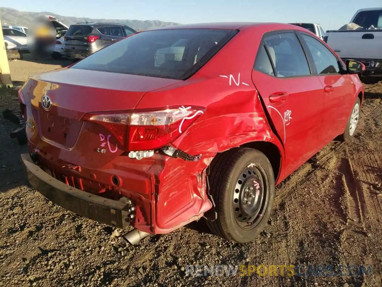 4 Photograph of a damaged car 2T1BURHE1KC184746 TOYOTA COROLLA 2019