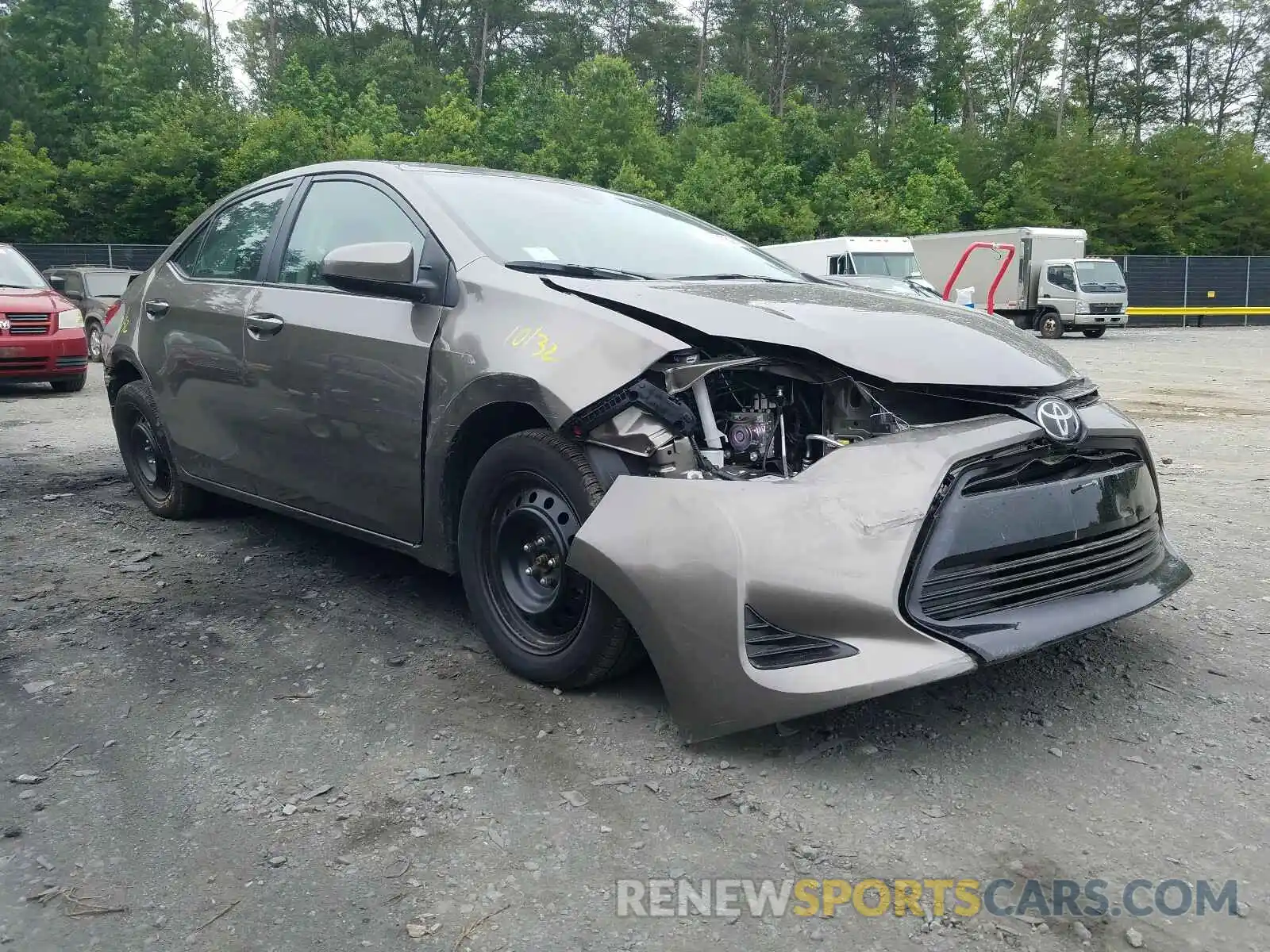 1 Photograph of a damaged car 2T1BURHE1KC185573 TOYOTA COROLLA 2019