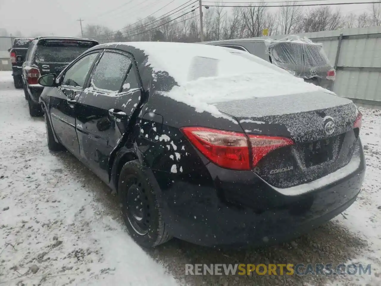 3 Photograph of a damaged car 2T1BURHE1KC186867 TOYOTA COROLLA 2019