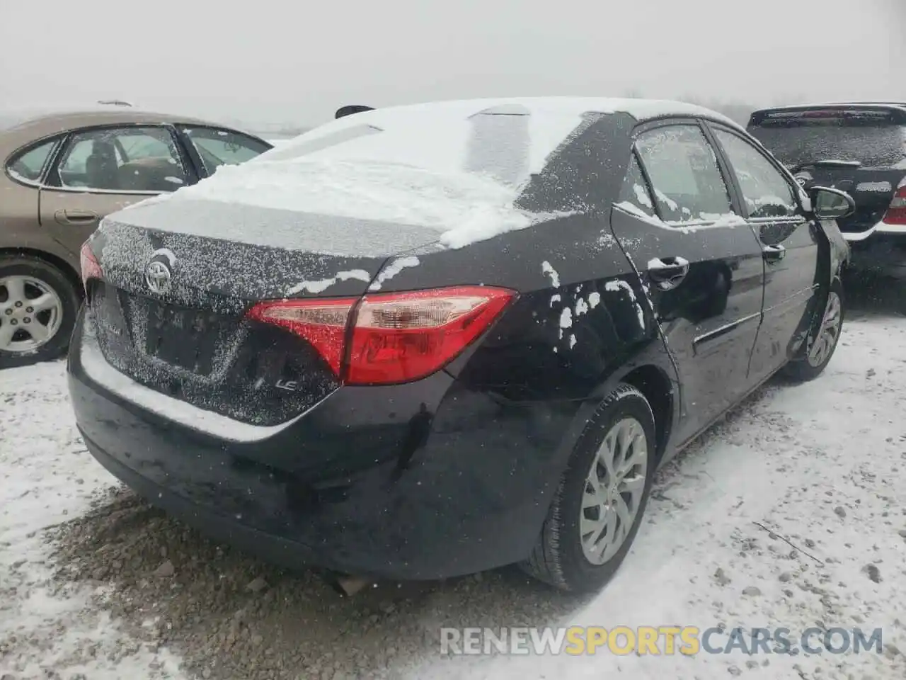 4 Photograph of a damaged car 2T1BURHE1KC186867 TOYOTA COROLLA 2019