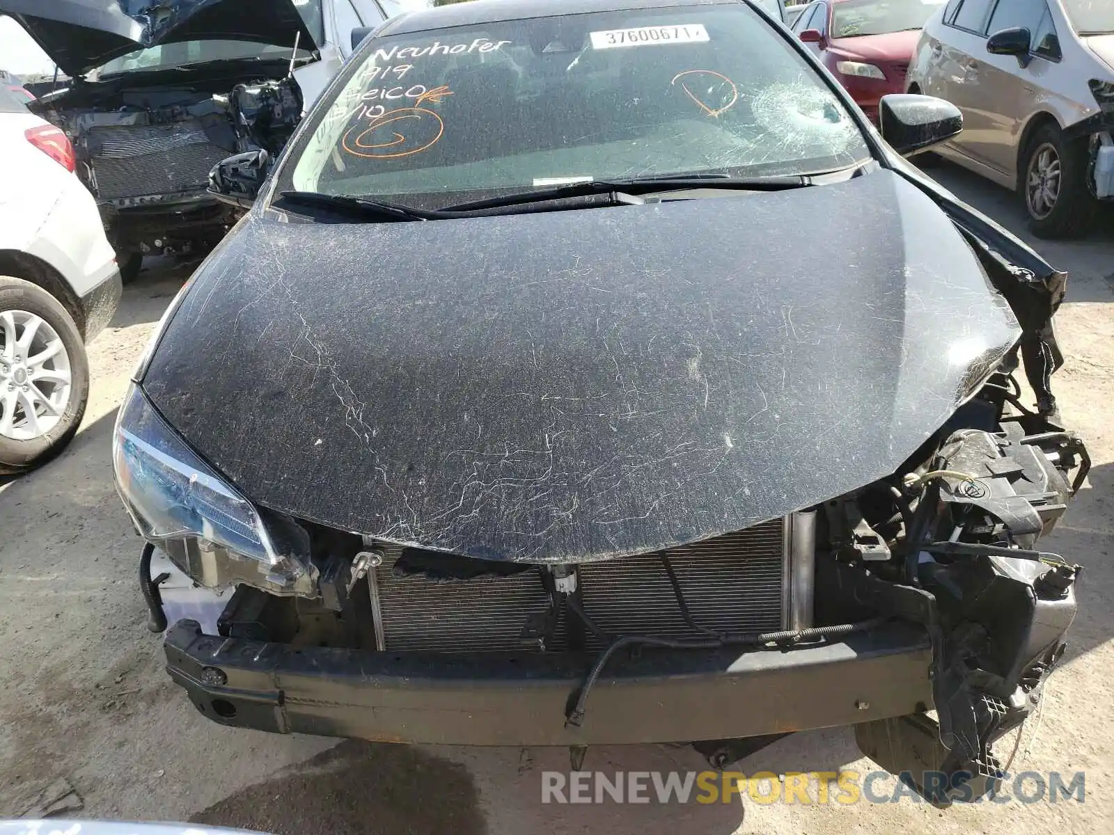 9 Photograph of a damaged car 2T1BURHE1KC187372 TOYOTA COROLLA 2019