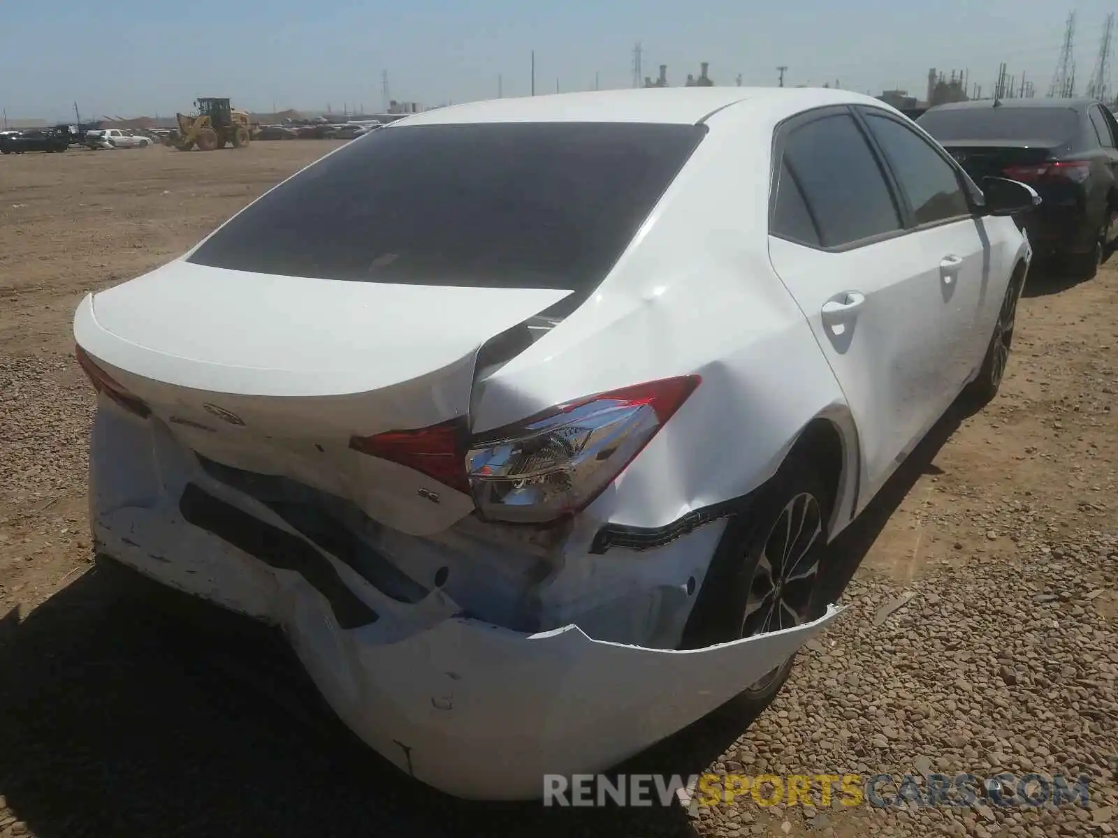 4 Photograph of a damaged car 2T1BURHE1KC188327 TOYOTA COROLLA 2019