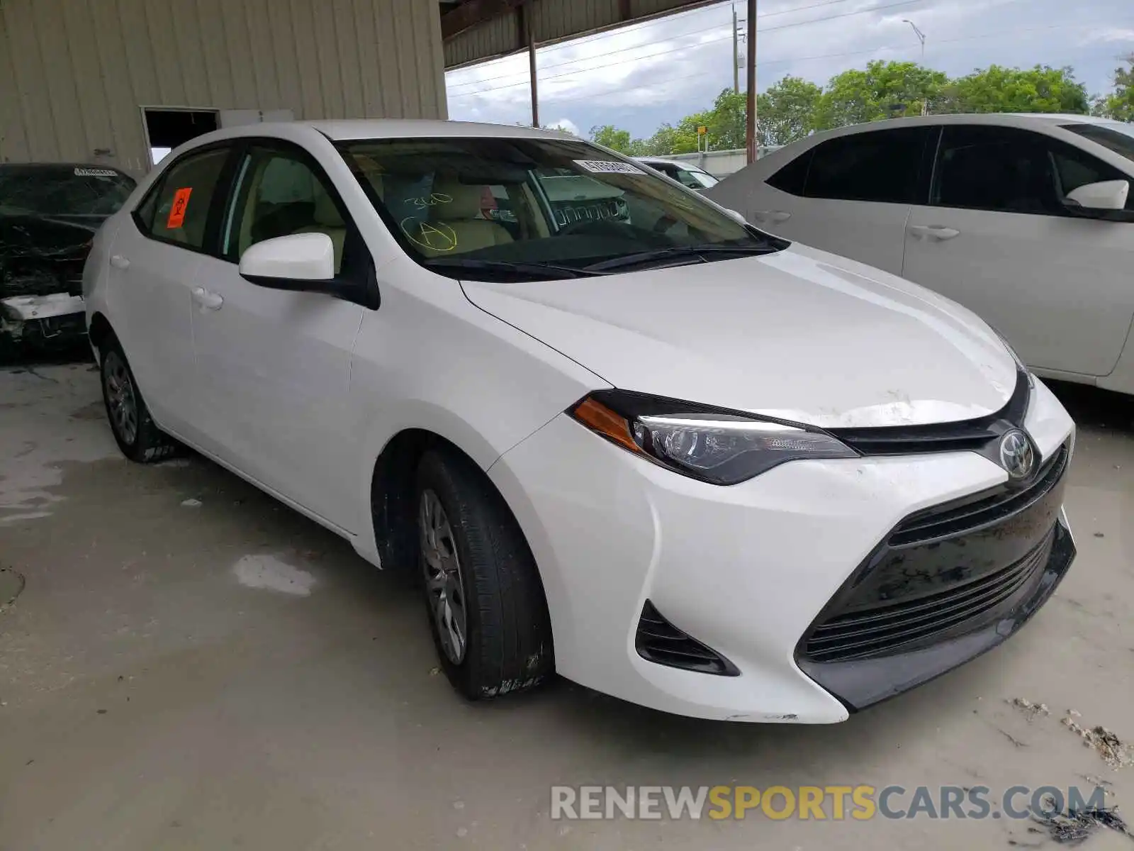 1 Photograph of a damaged car 2T1BURHE1KC190076 TOYOTA COROLLA 2019