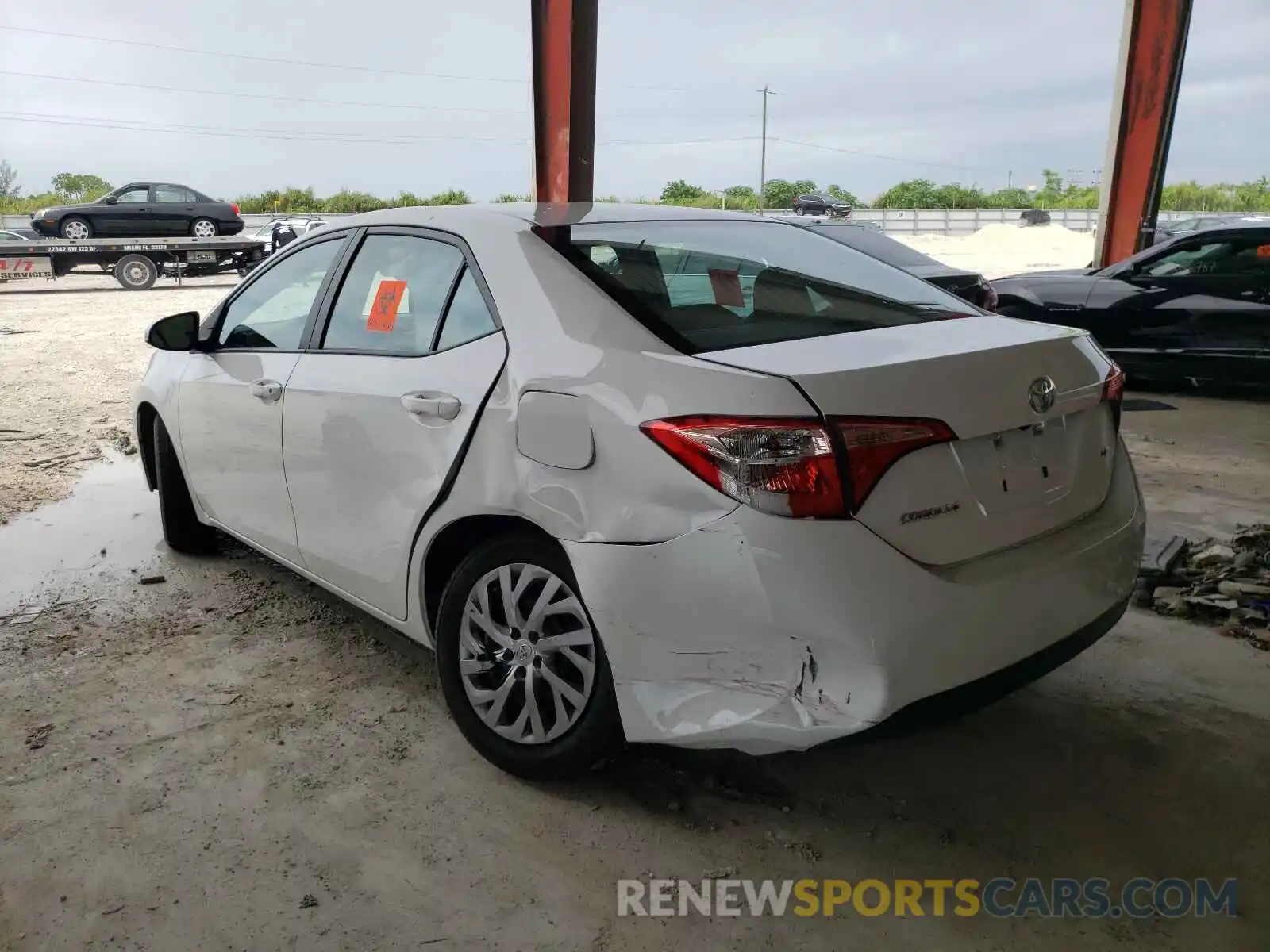 3 Photograph of a damaged car 2T1BURHE1KC190076 TOYOTA COROLLA 2019