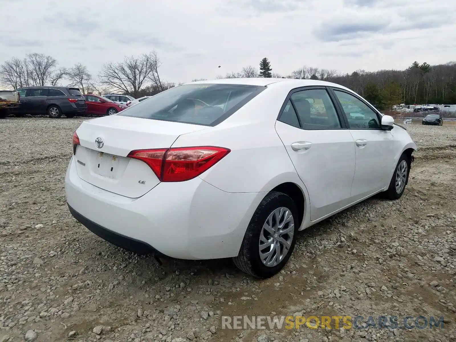 4 Photograph of a damaged car 2T1BURHE1KC190370 TOYOTA COROLLA 2019