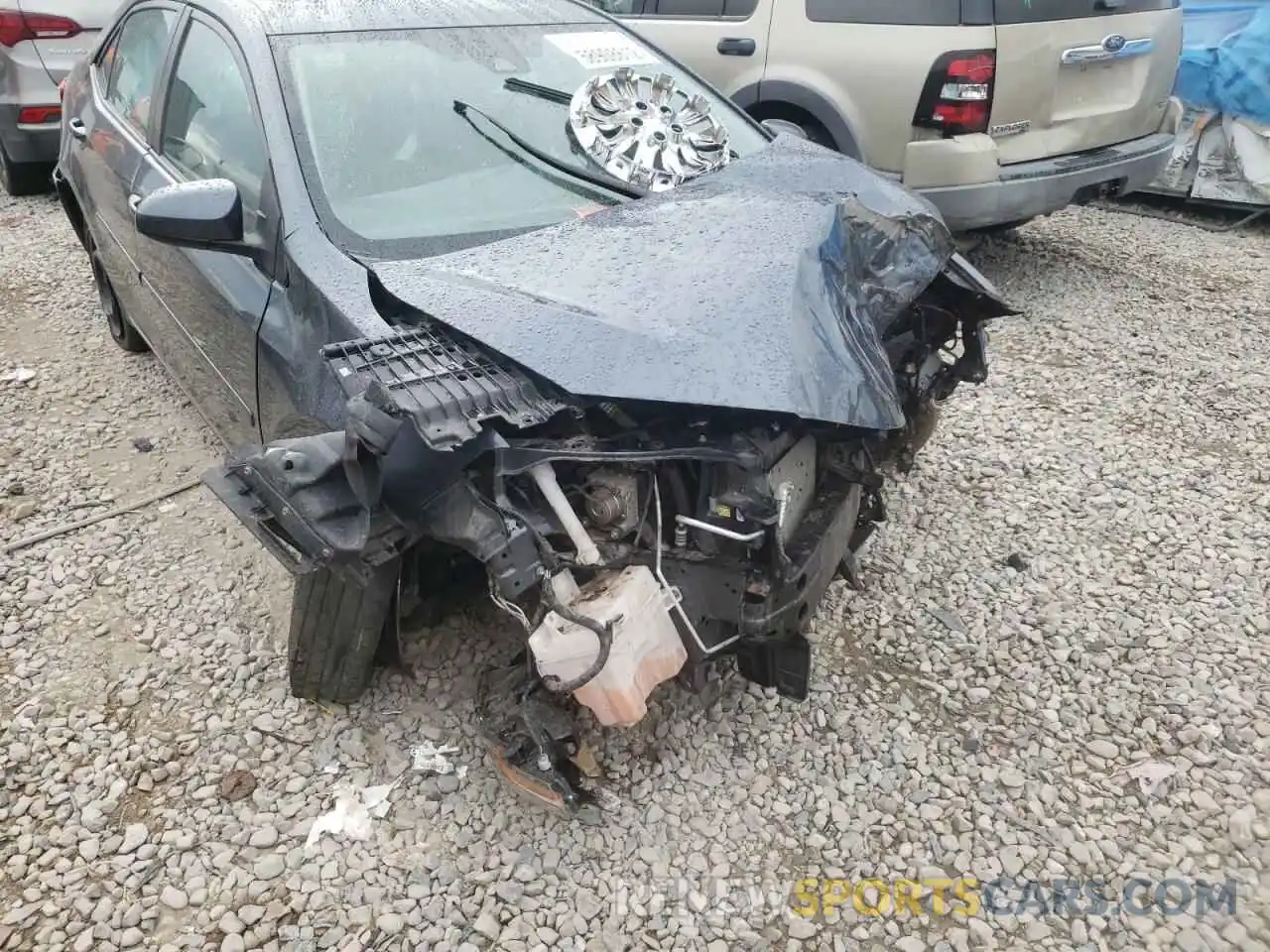 10 Photograph of a damaged car 2T1BURHE1KC190496 TOYOTA COROLLA 2019