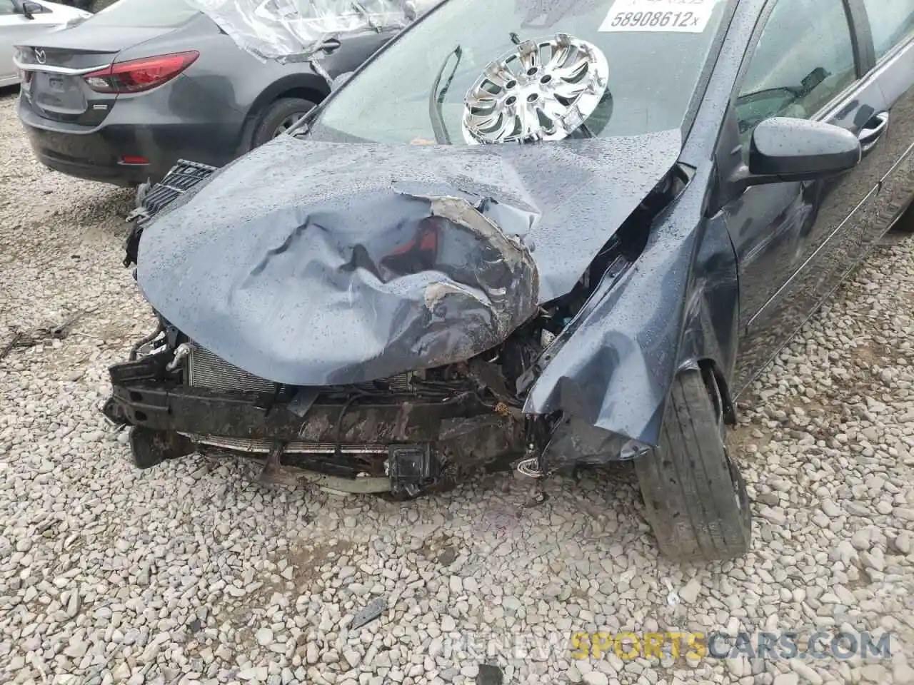 9 Photograph of a damaged car 2T1BURHE1KC190496 TOYOTA COROLLA 2019