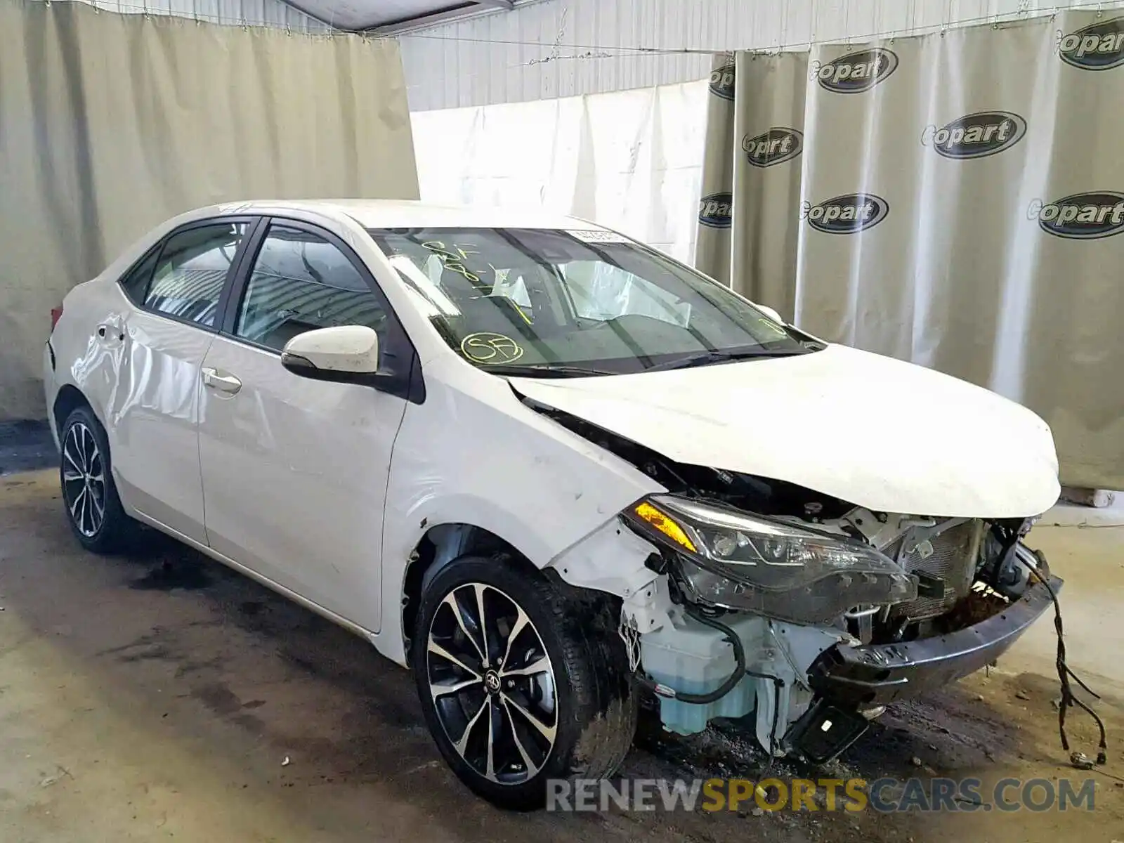 1 Photograph of a damaged car 2T1BURHE1KC190885 TOYOTA COROLLA 2019