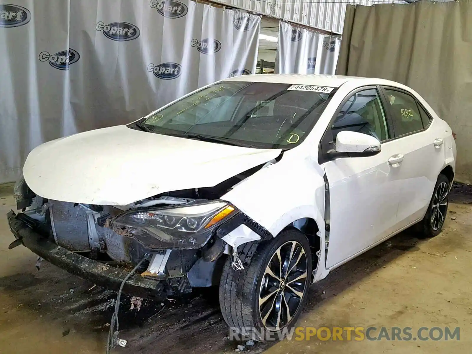 2 Photograph of a damaged car 2T1BURHE1KC190885 TOYOTA COROLLA 2019