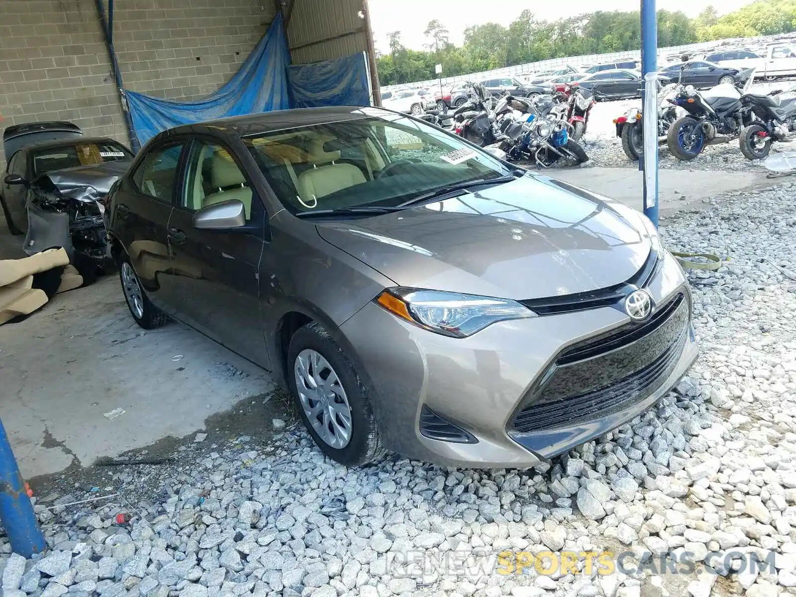 1 Photograph of a damaged car 2T1BURHE1KC190983 TOYOTA COROLLA 2019