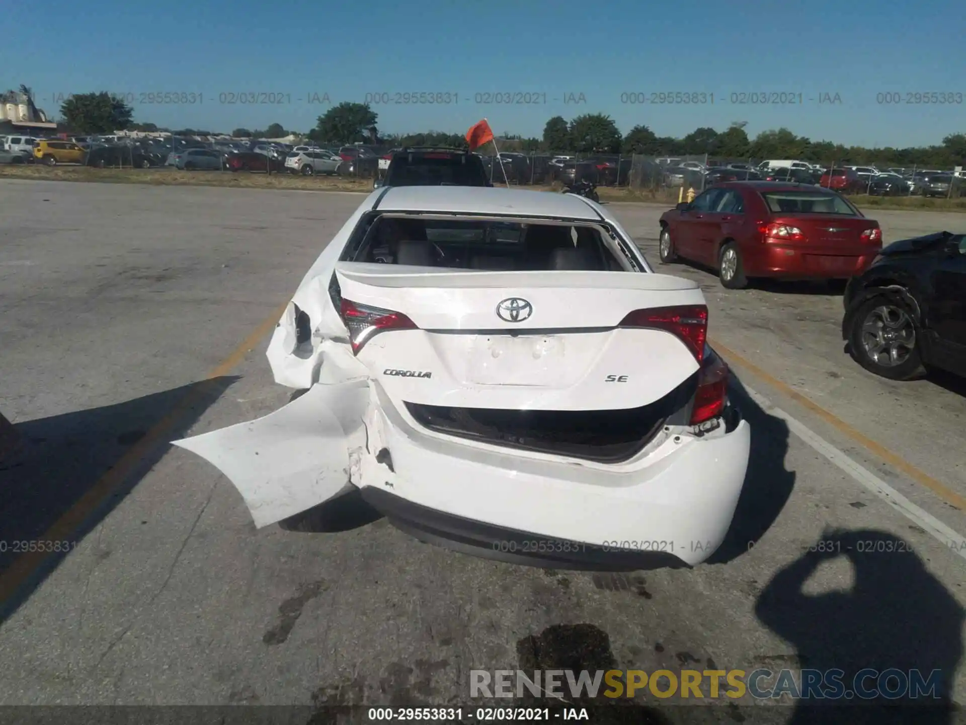 6 Photograph of a damaged car 2T1BURHE1KC191650 TOYOTA COROLLA 2019