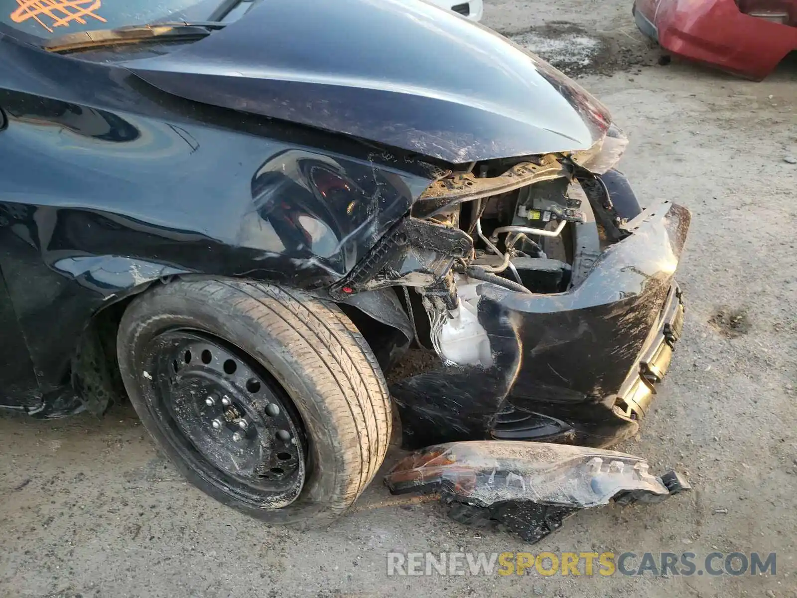 9 Photograph of a damaged car 2T1BURHE1KC192779 TOYOTA COROLLA 2019