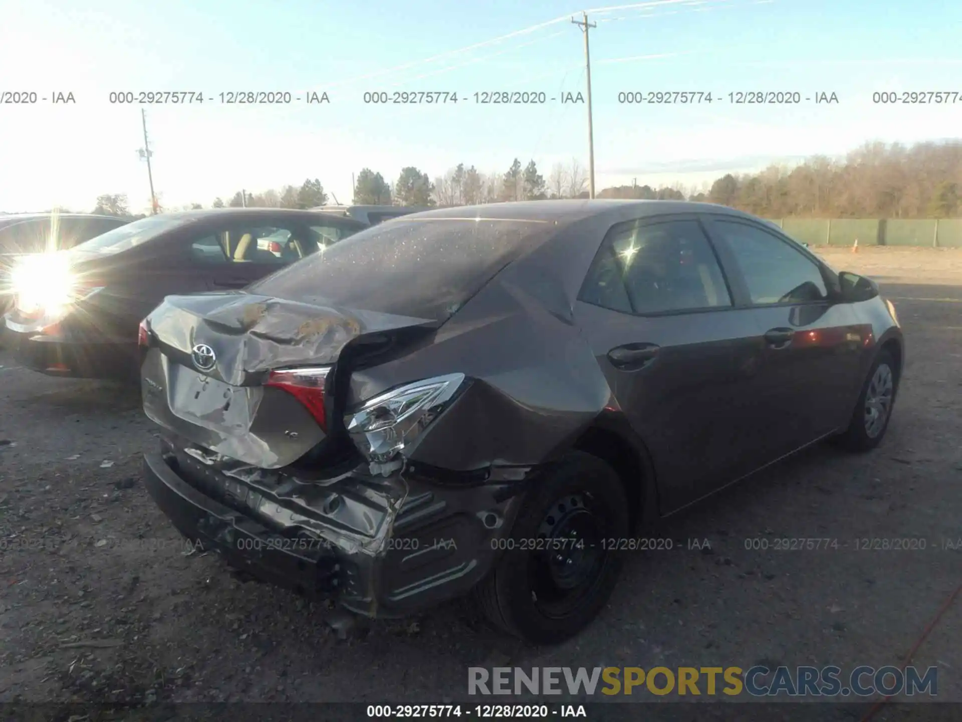 4 Photograph of a damaged car 2T1BURHE1KC193849 TOYOTA COROLLA 2019