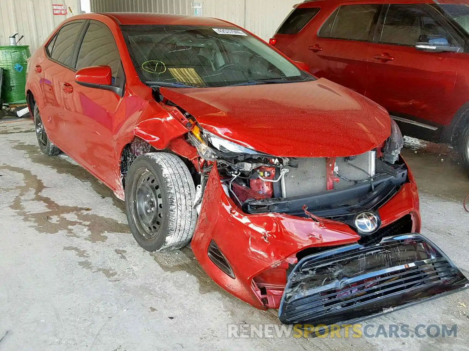 1 Photograph of a damaged car 2T1BURHE1KC194015 TOYOTA COROLLA 2019