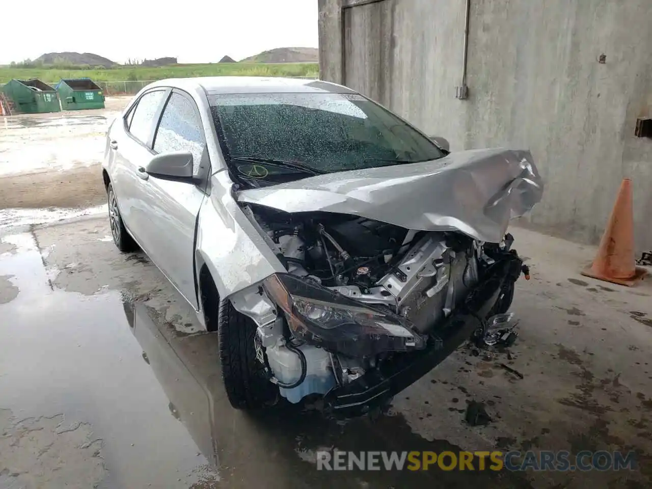 1 Photograph of a damaged car 2T1BURHE1KC194094 TOYOTA COROLLA 2019