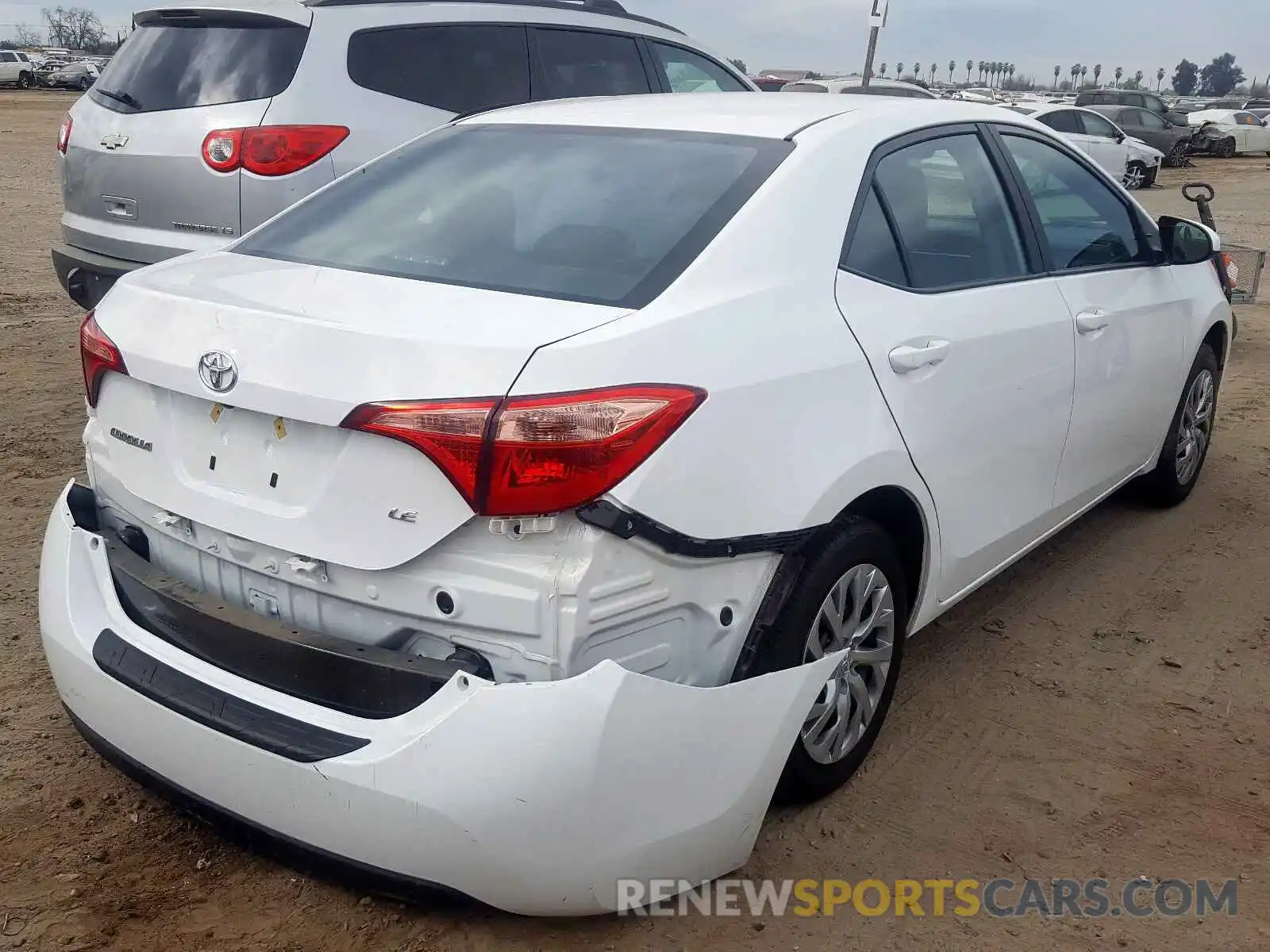 4 Photograph of a damaged car 2T1BURHE1KC194273 TOYOTA COROLLA 2019