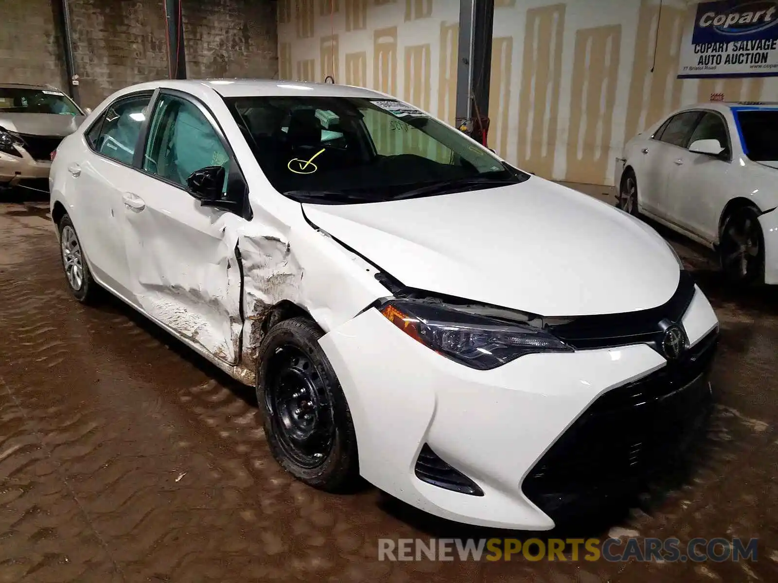 1 Photograph of a damaged car 2T1BURHE1KC194290 TOYOTA COROLLA 2019