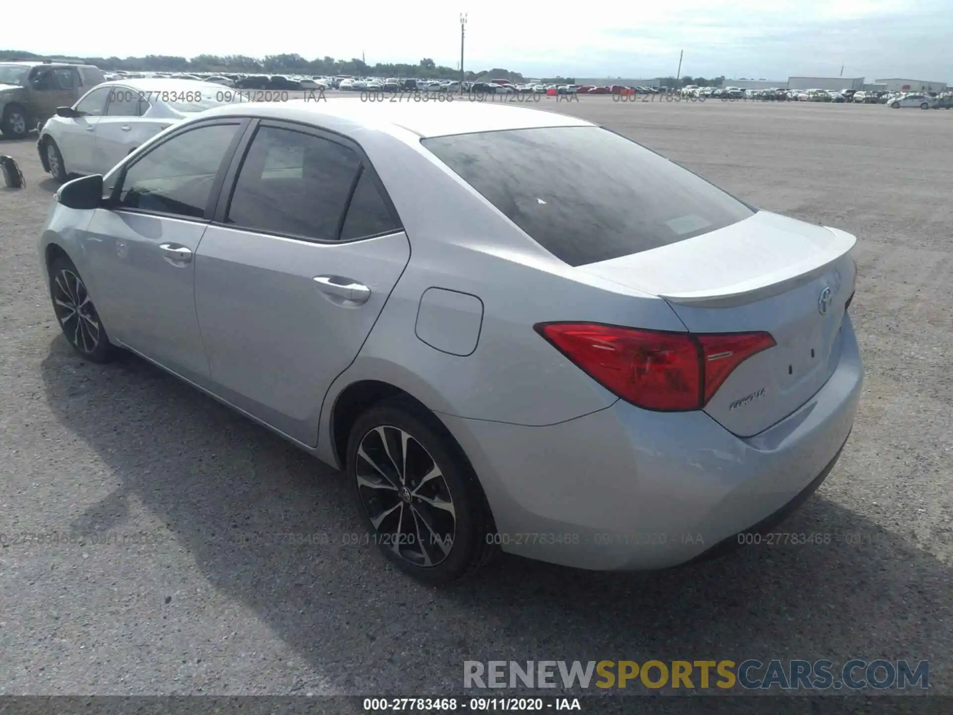 3 Photograph of a damaged car 2T1BURHE1KC194774 TOYOTA COROLLA 2019