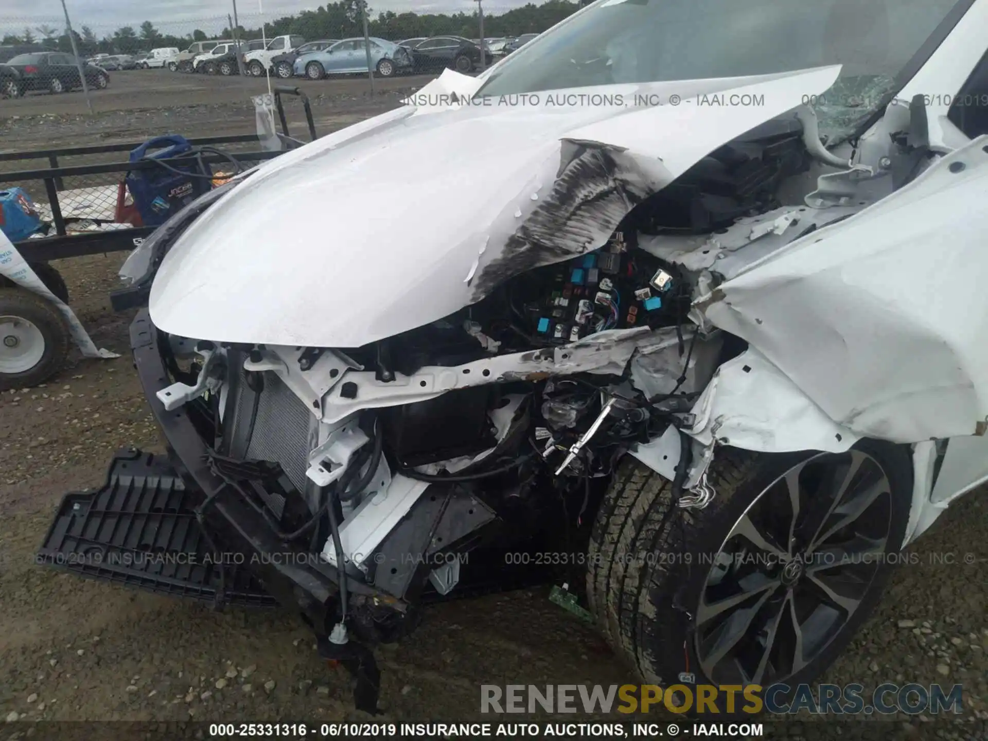 6 Photograph of a damaged car 2T1BURHE1KC194970 TOYOTA COROLLA 2019