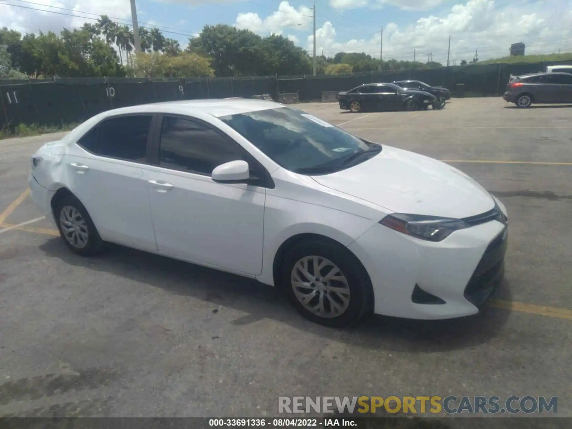 1 Photograph of a damaged car 2T1BURHE1KC195360 TOYOTA COROLLA 2019