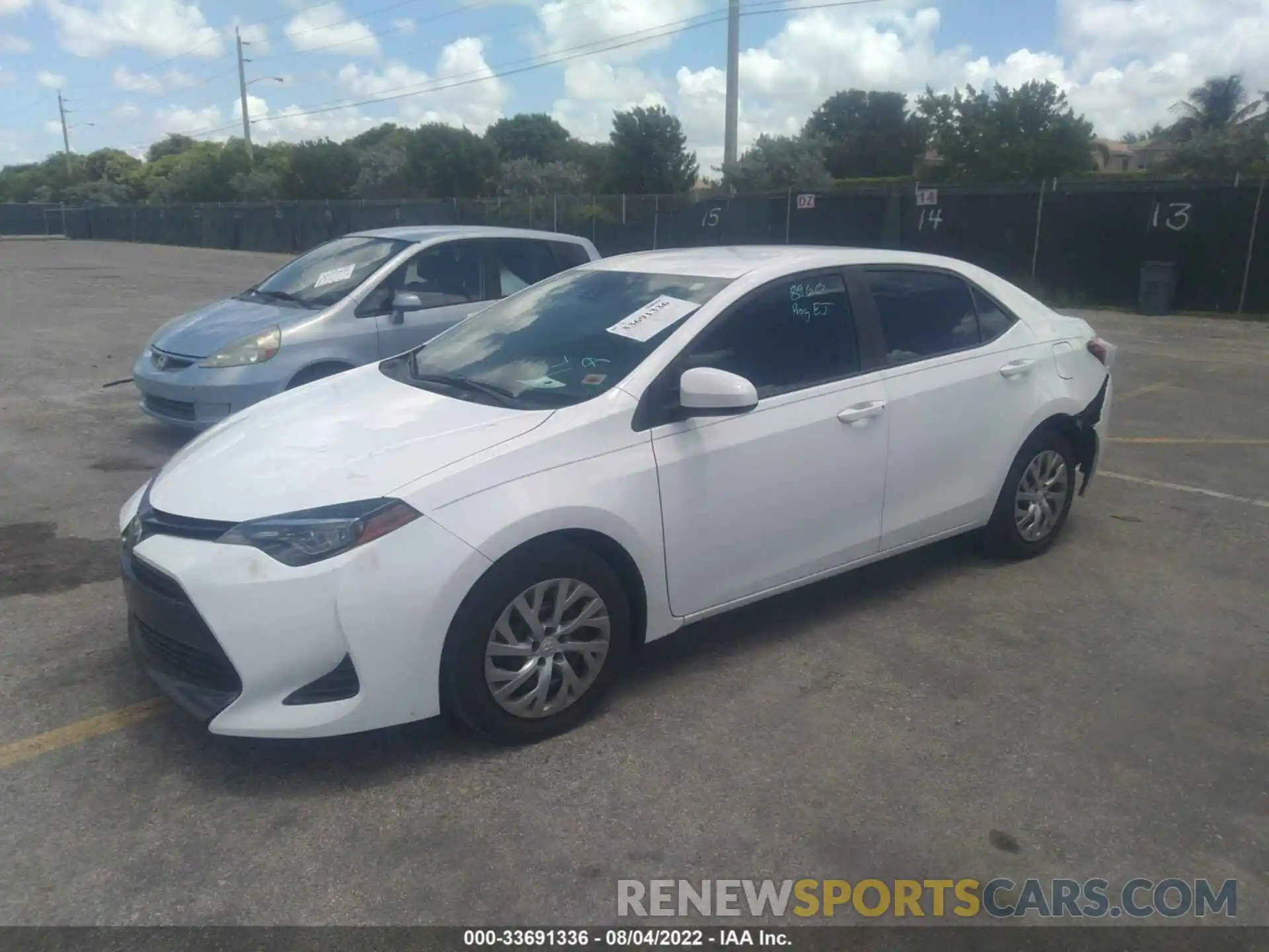 2 Photograph of a damaged car 2T1BURHE1KC195360 TOYOTA COROLLA 2019