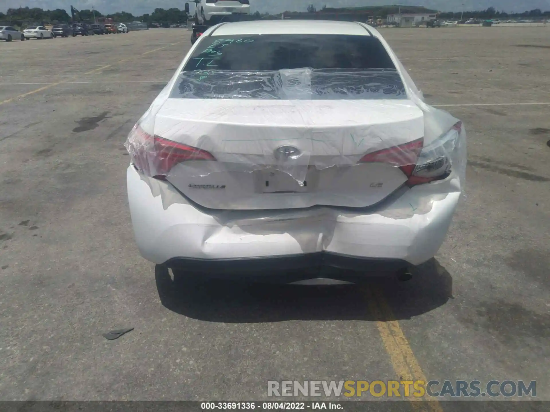 6 Photograph of a damaged car 2T1BURHE1KC195360 TOYOTA COROLLA 2019