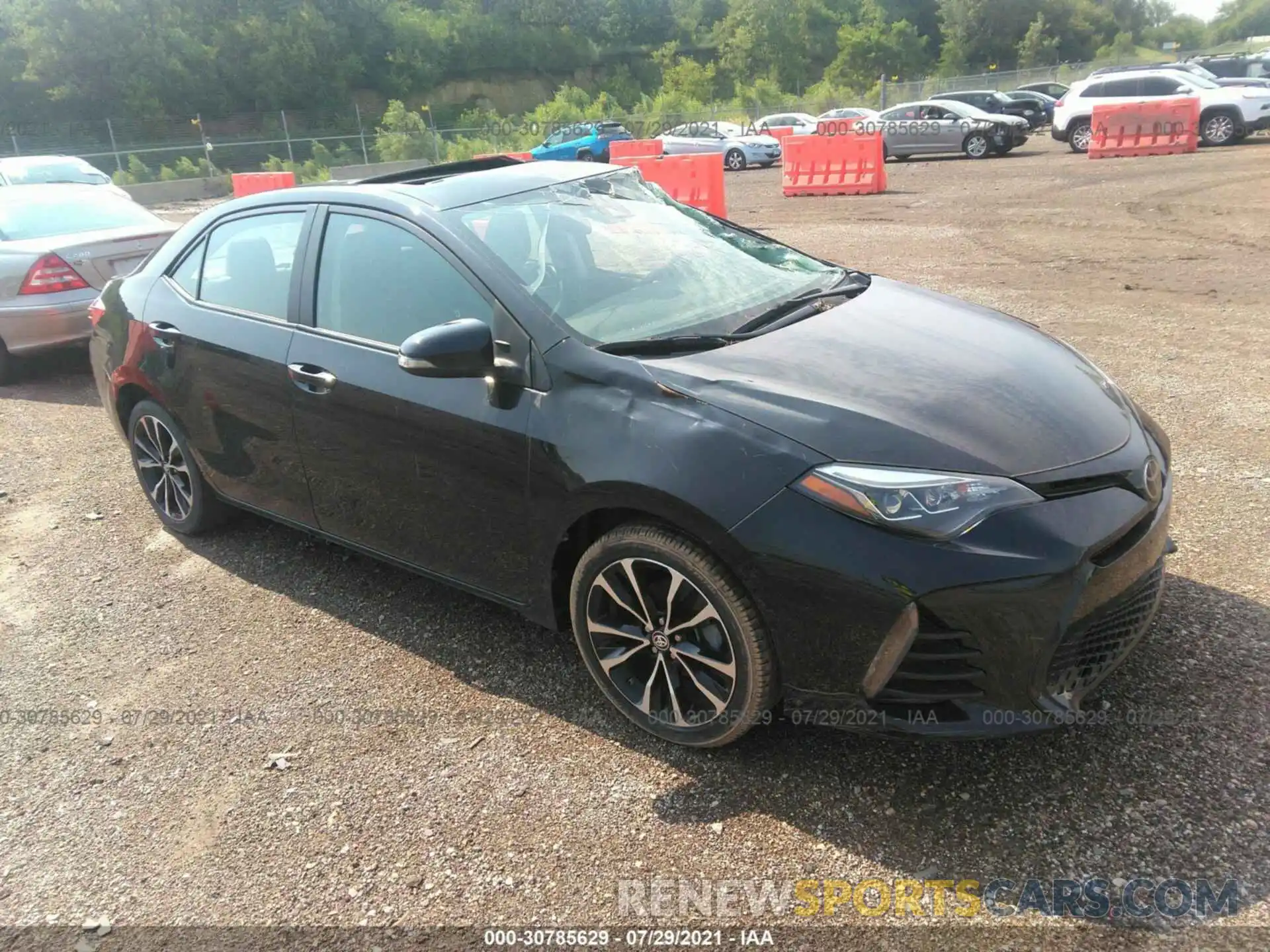 1 Photograph of a damaged car 2T1BURHE1KC196444 TOYOTA COROLLA 2019