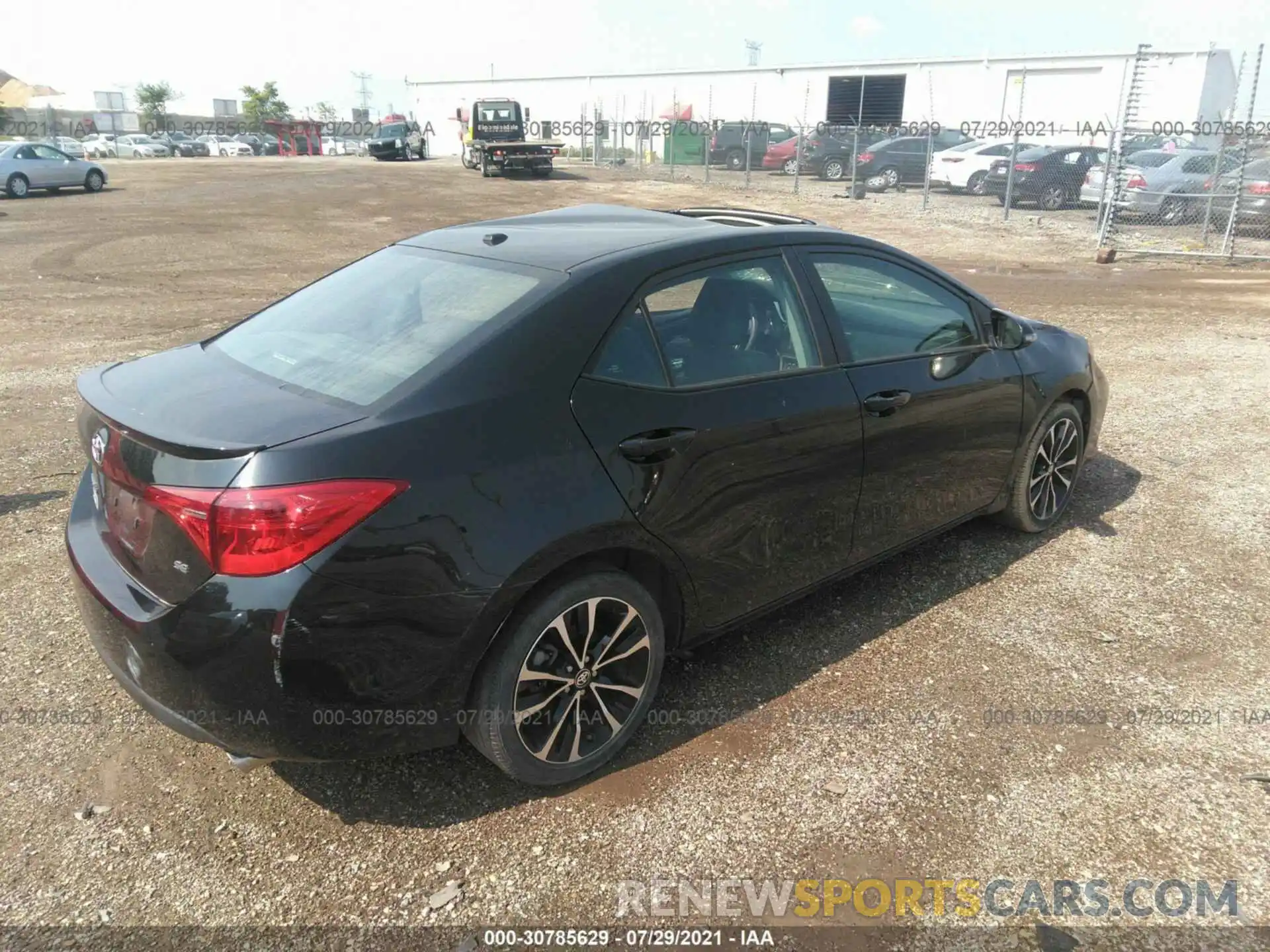 4 Photograph of a damaged car 2T1BURHE1KC196444 TOYOTA COROLLA 2019