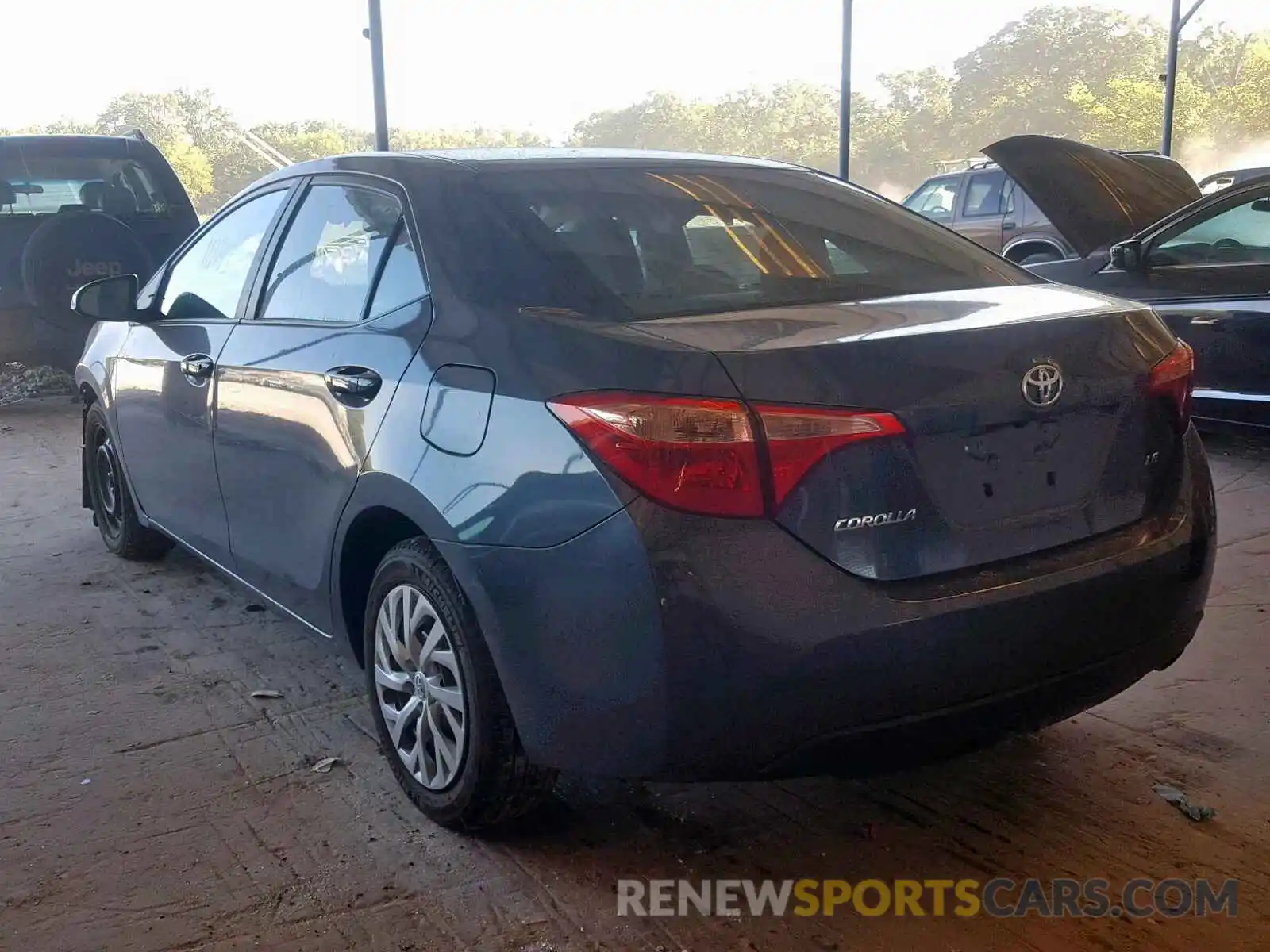 3 Photograph of a damaged car 2T1BURHE1KC198260 TOYOTA COROLLA 2019