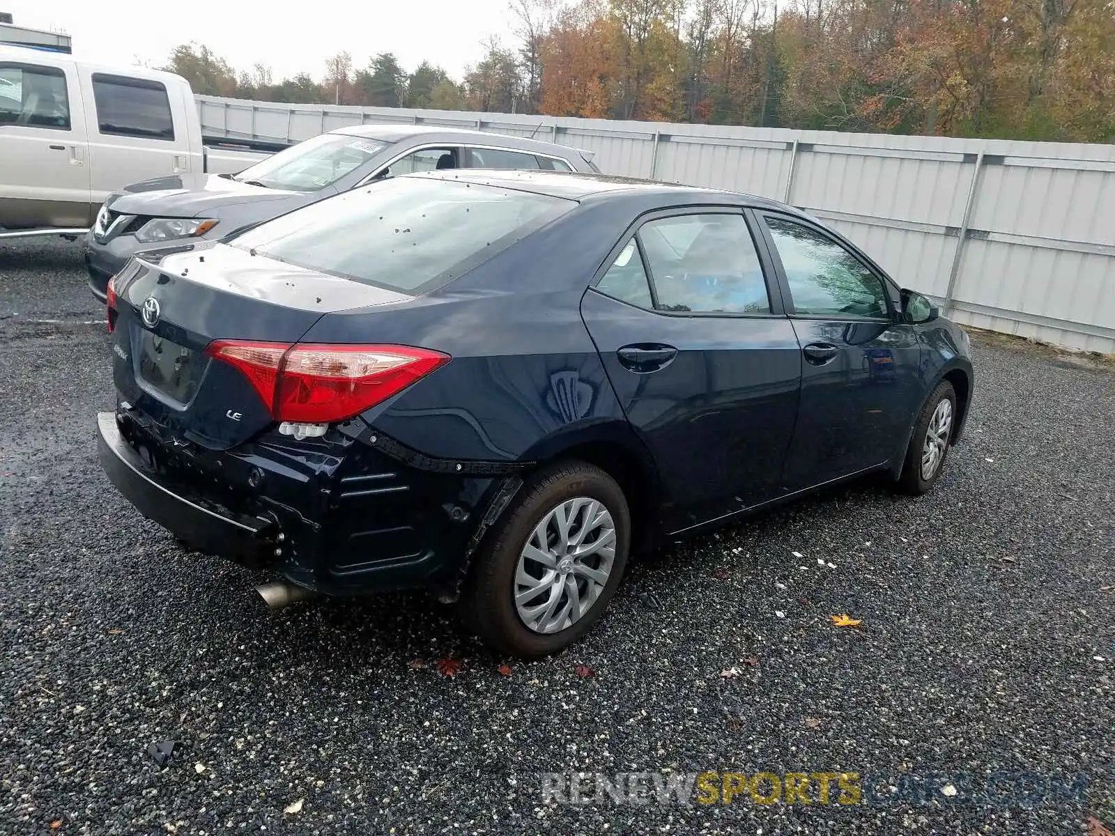 4 Photograph of a damaged car 2T1BURHE1KC198758 TOYOTA COROLLA 2019