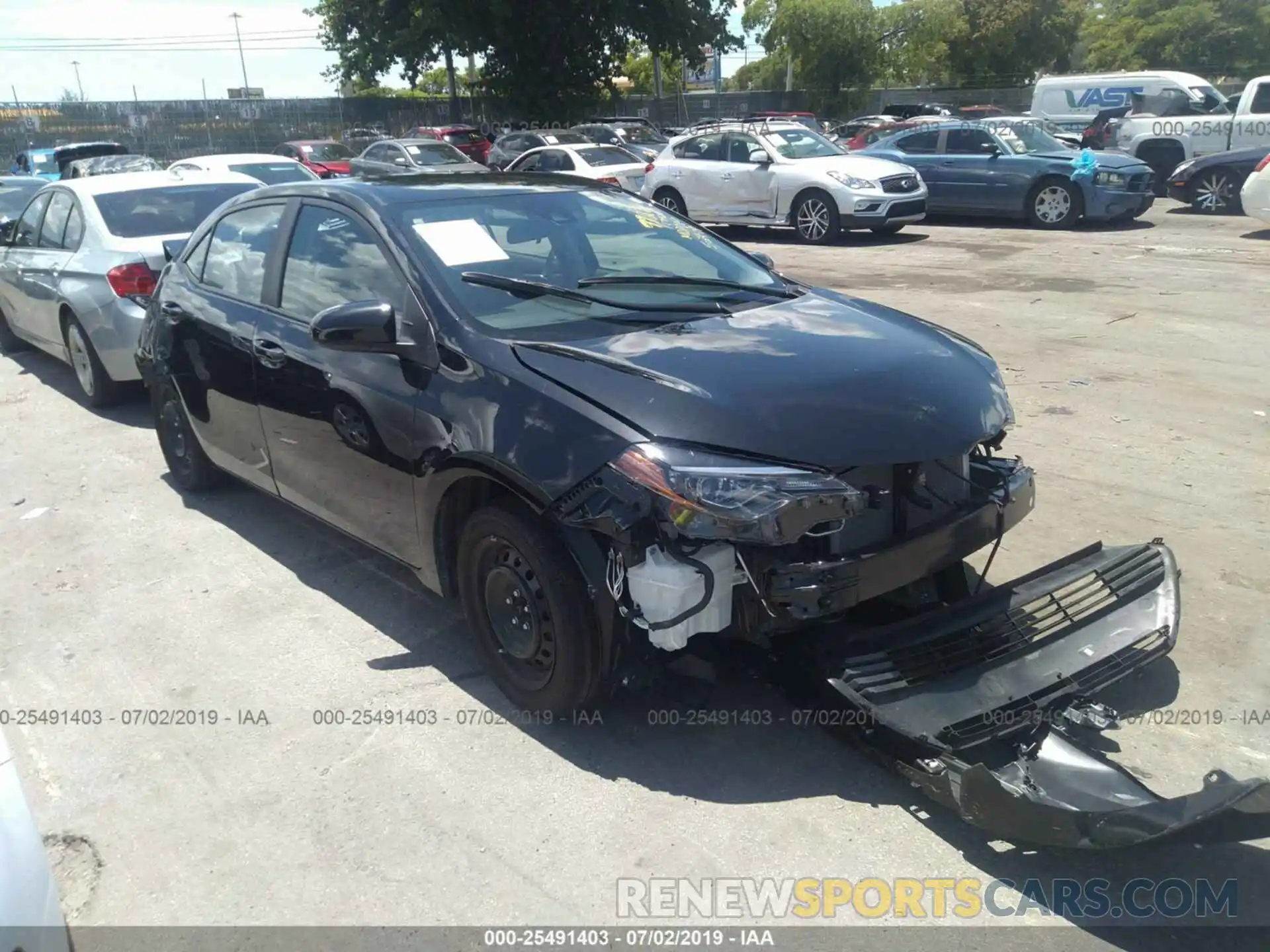 1 Photograph of a damaged car 2T1BURHE1KC199053 TOYOTA COROLLA 2019